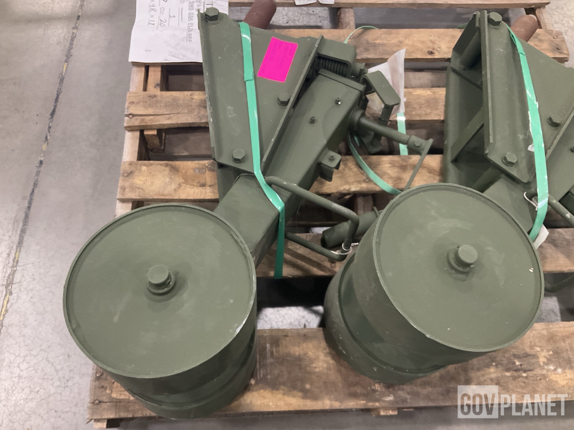 (2) 12259830 Trailer Retractable Supports