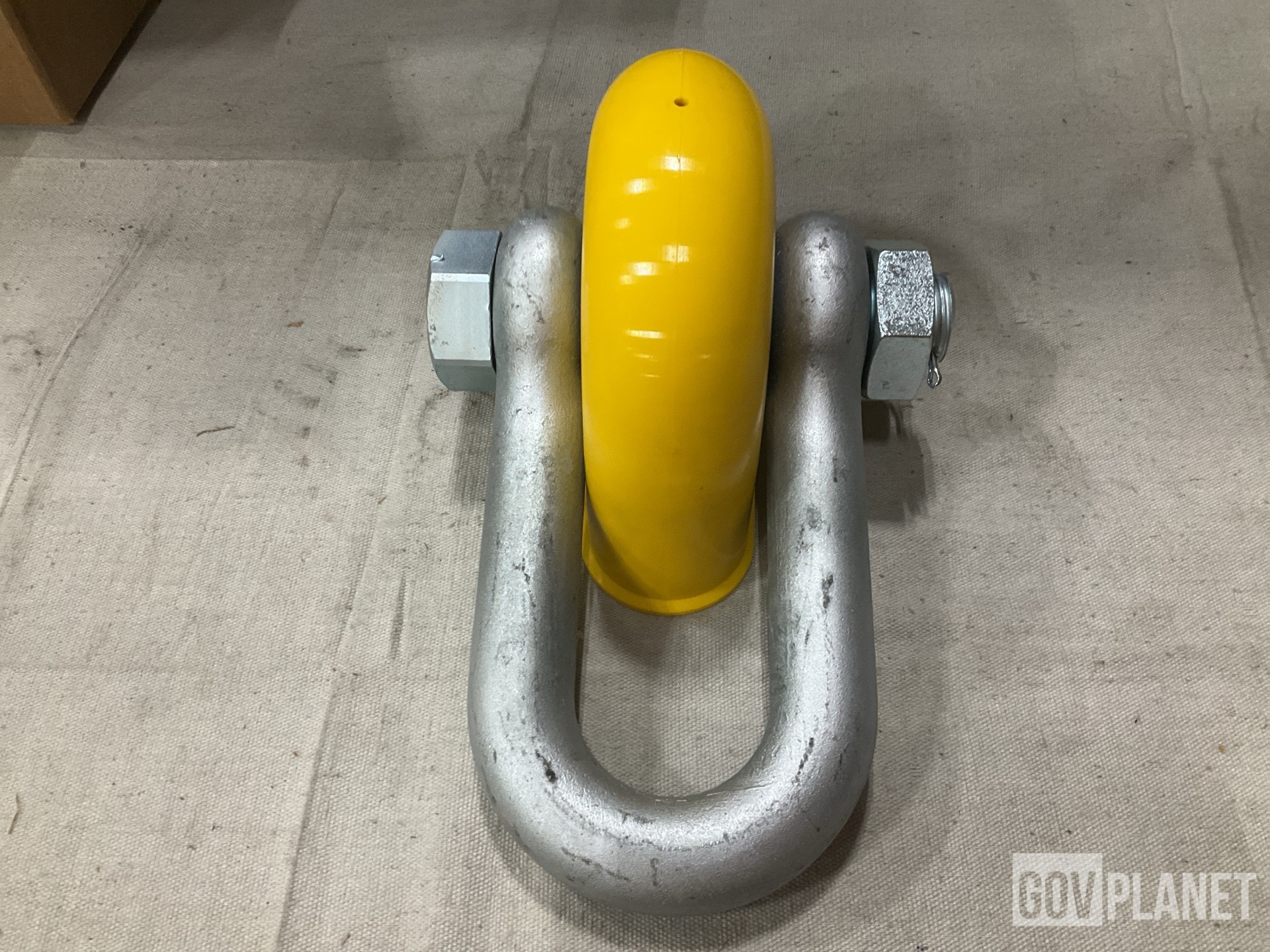 (17) Ocean Products Research 964-1120 Shackles