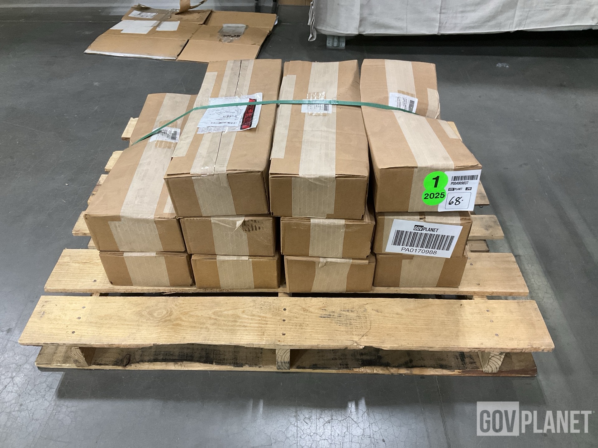 (11) Pierce 1368984 Electrostatic Light Shield Assemblies