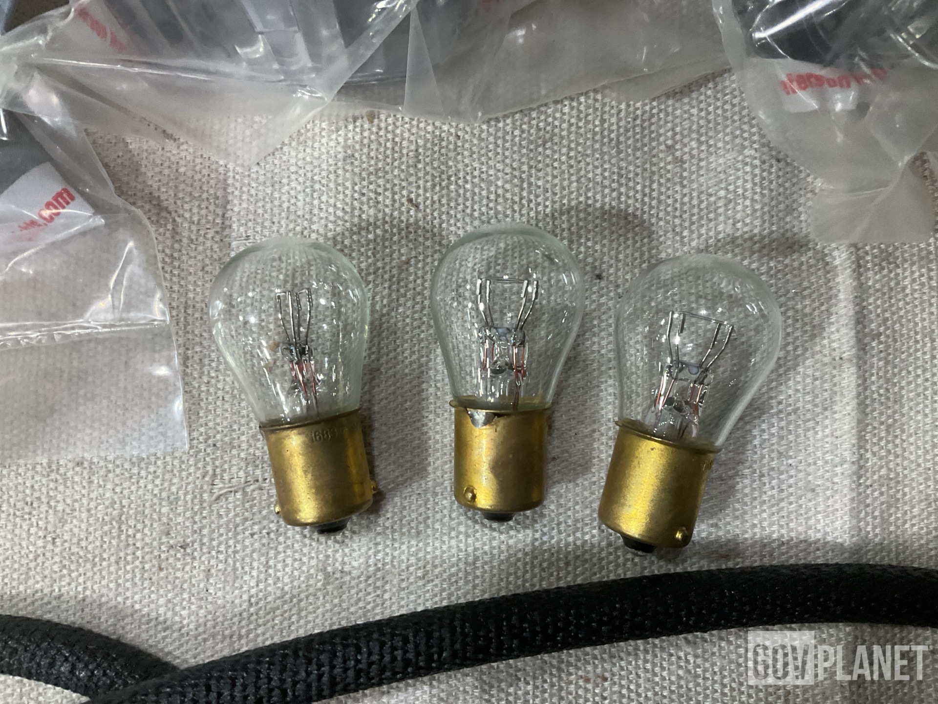 (11) Pierce 1368984 Electrostatic Light Shield Assemblies