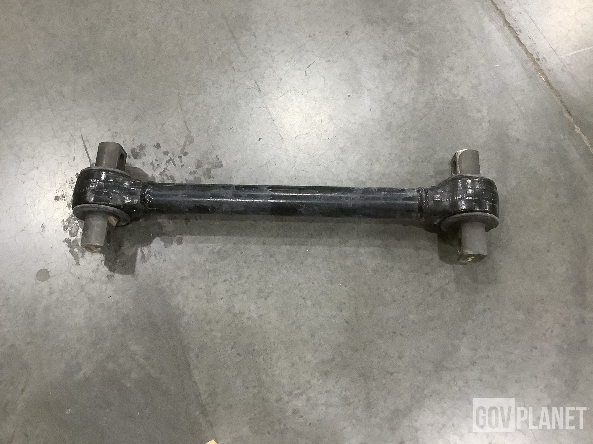 (5) General Dynamics 4000512 Front Axle Torque Rods