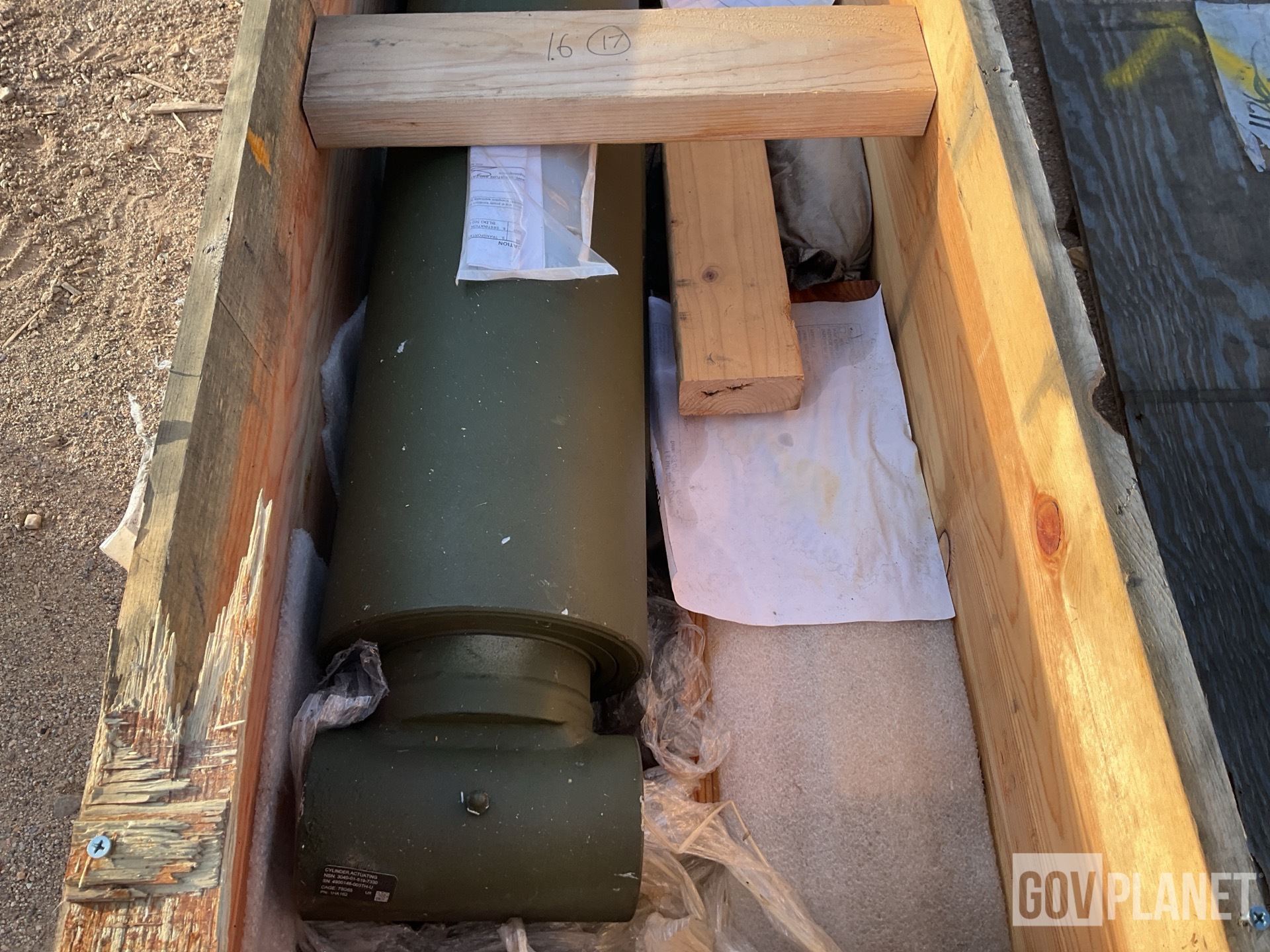 Oshkosh 1HA162 Actuating Linear Cylinder
