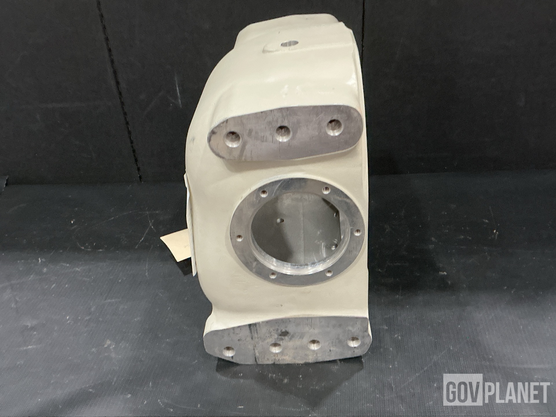 (22) Receptacle Connectors, (1) Mechanical Drive Housing & Assorted Items