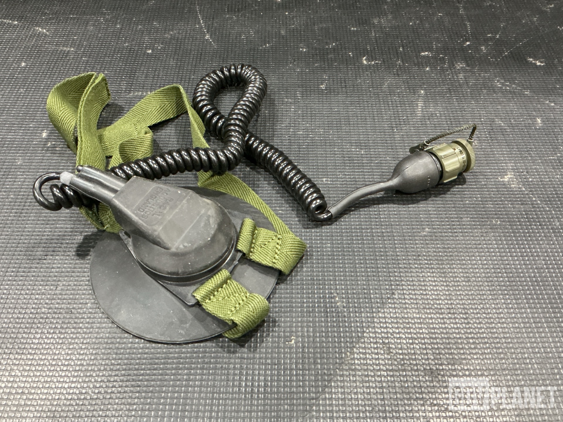(22) Receptacle Connectors, (1) Mechanical Drive Housing & Assorted Items