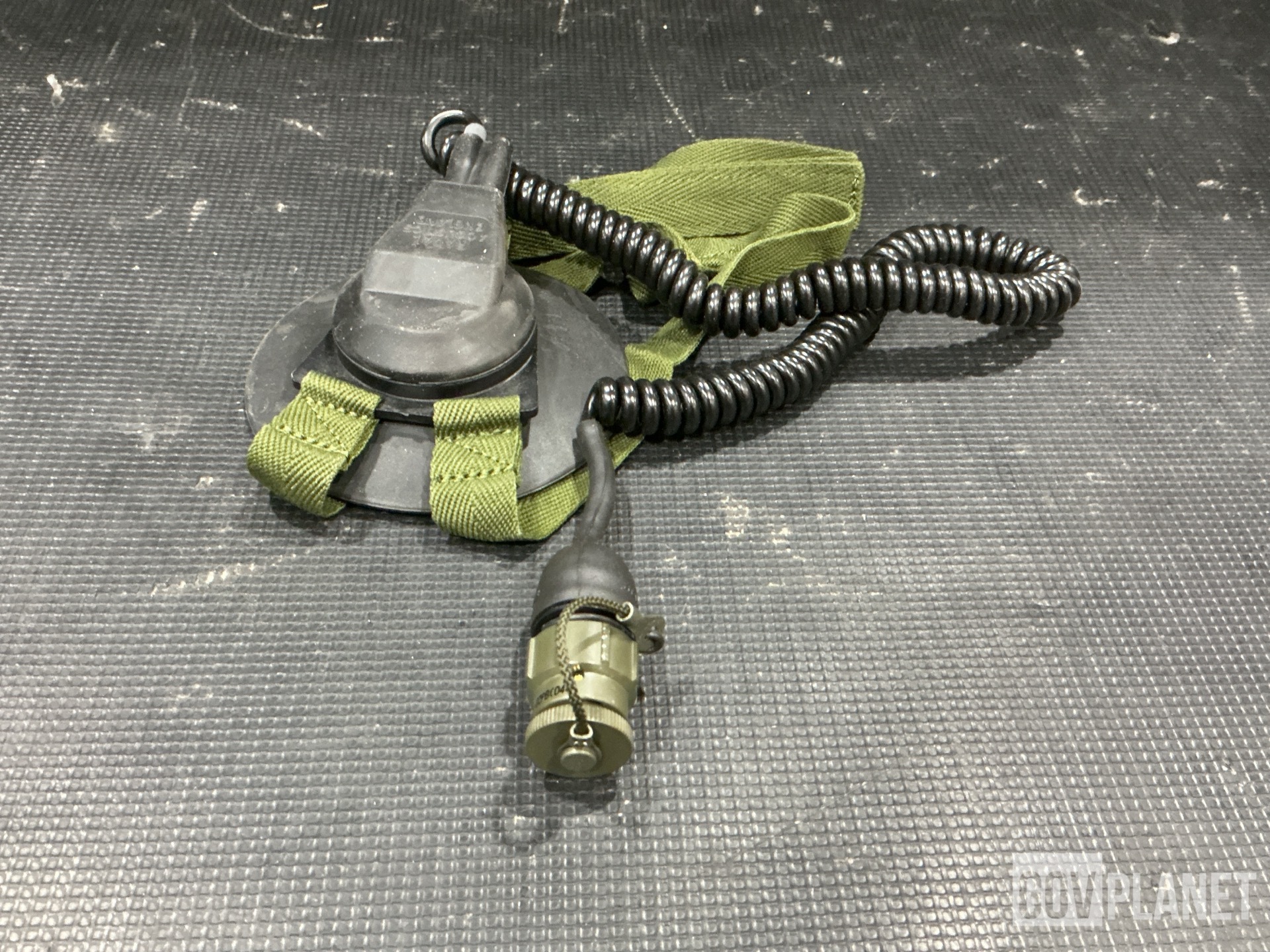 (22) Receptacle Connectors, (1) Mechanical Drive Housing & Assorted Items