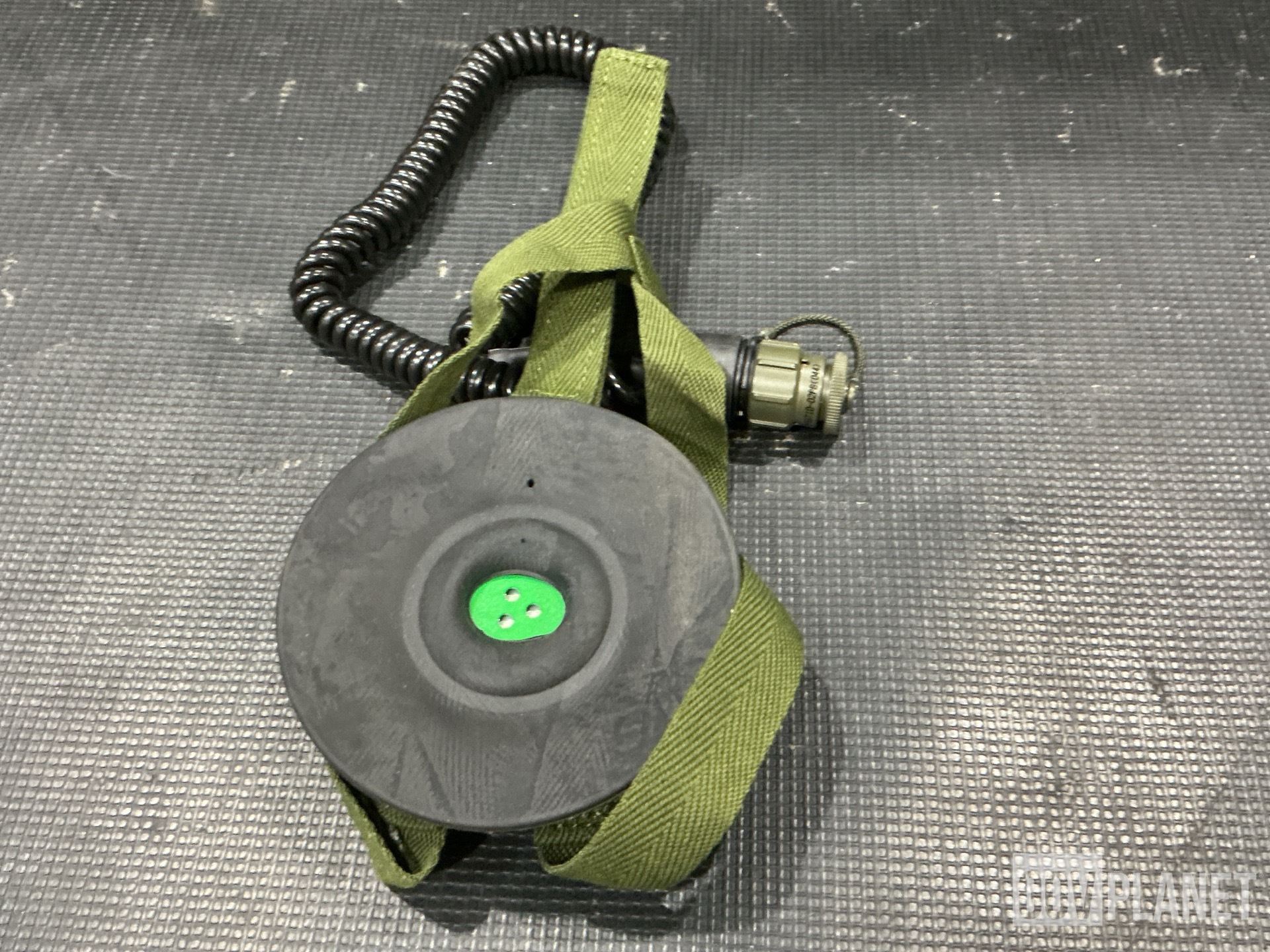 (22) Receptacle Connectors, (1) Mechanical Drive Housing & Assorted Items