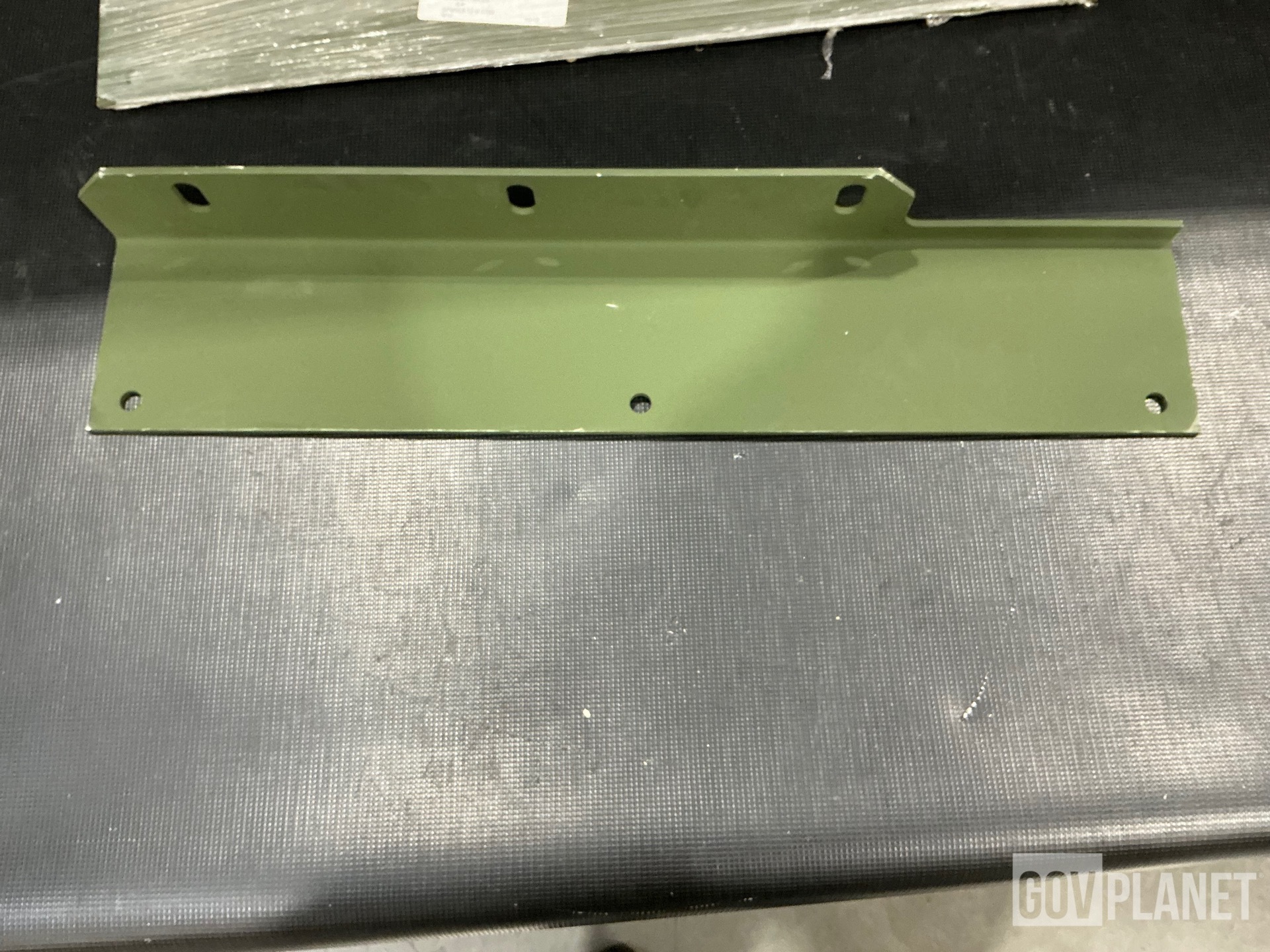 (29) Oshkosh 1991170 Angle Brackets
