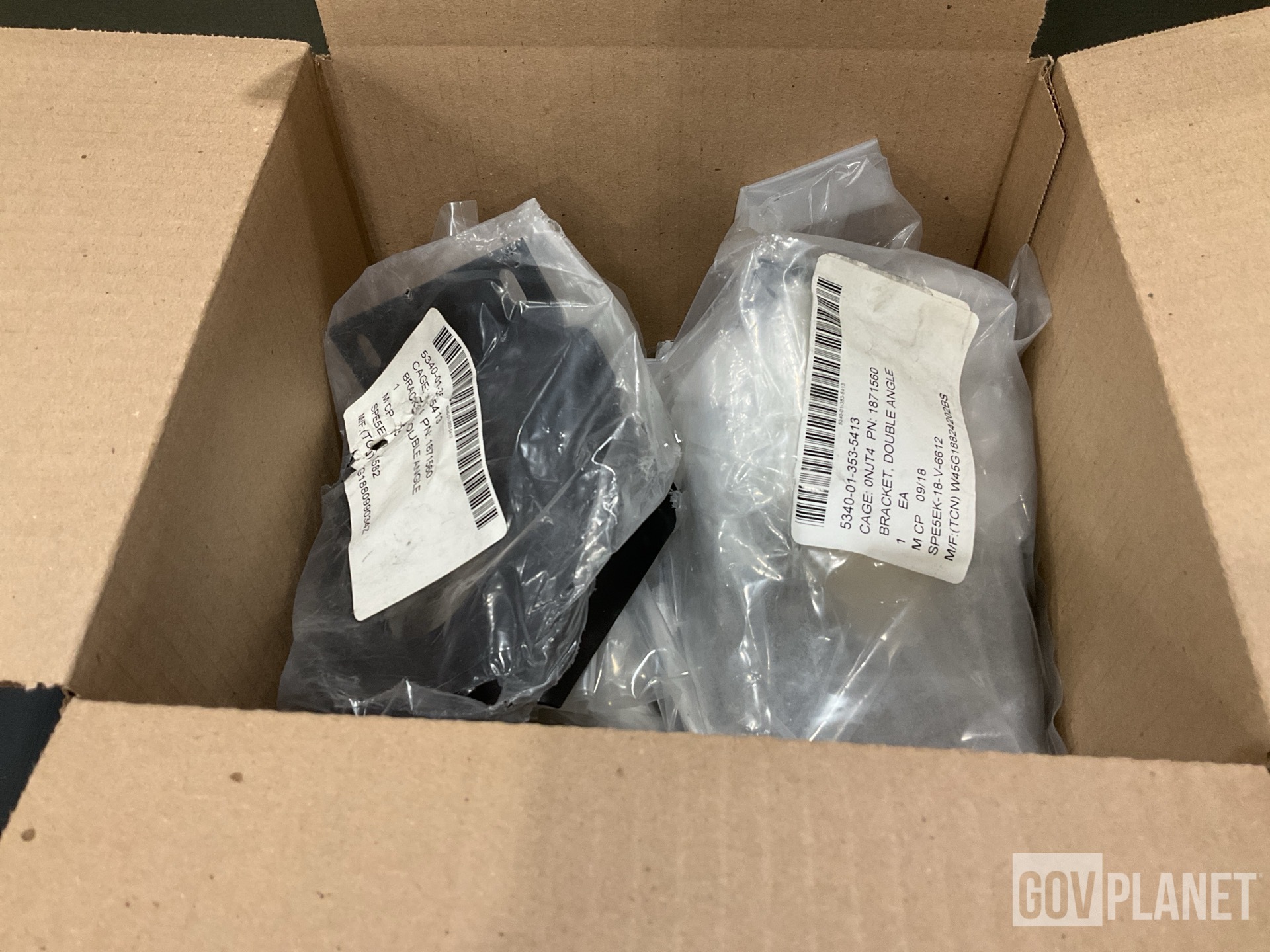 (6) Oshkosh 1871560 Double Angle Brackets