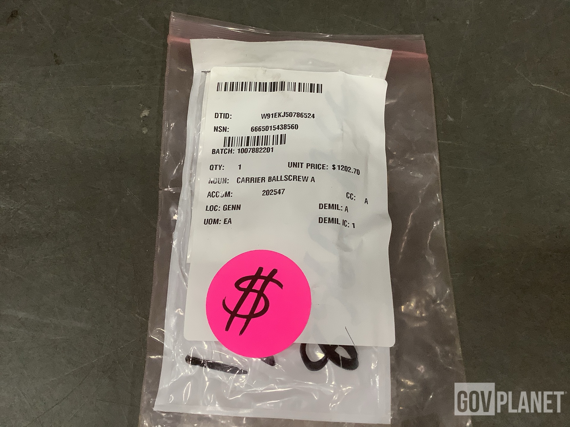 (1) Ball Carrier Screw, (1) Tensiometer, (3) Storage Cases & Assorted Items