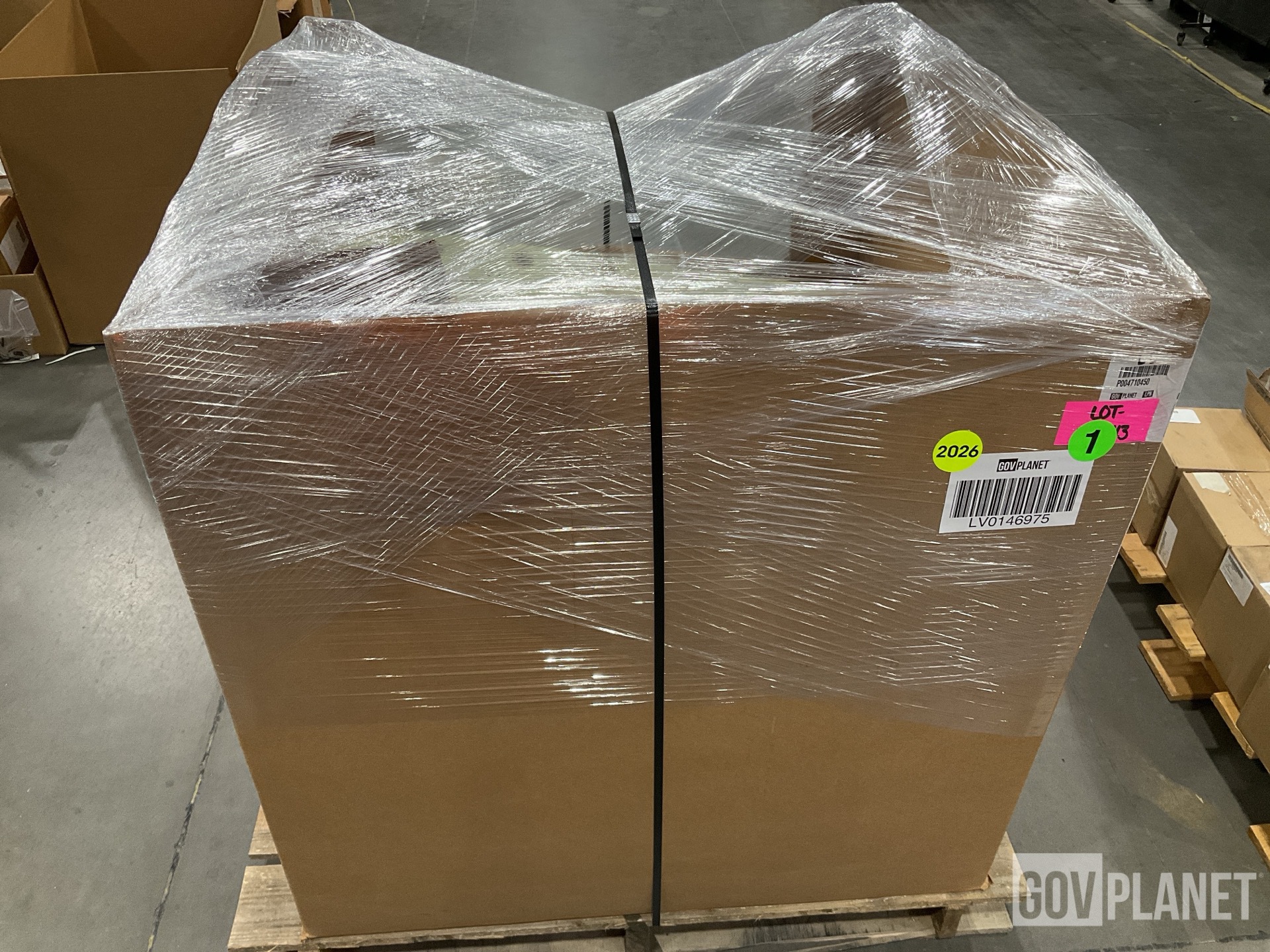 (1) Mounting Plate, (14) Mounting Brackets (1) Actuator & Assorted Items