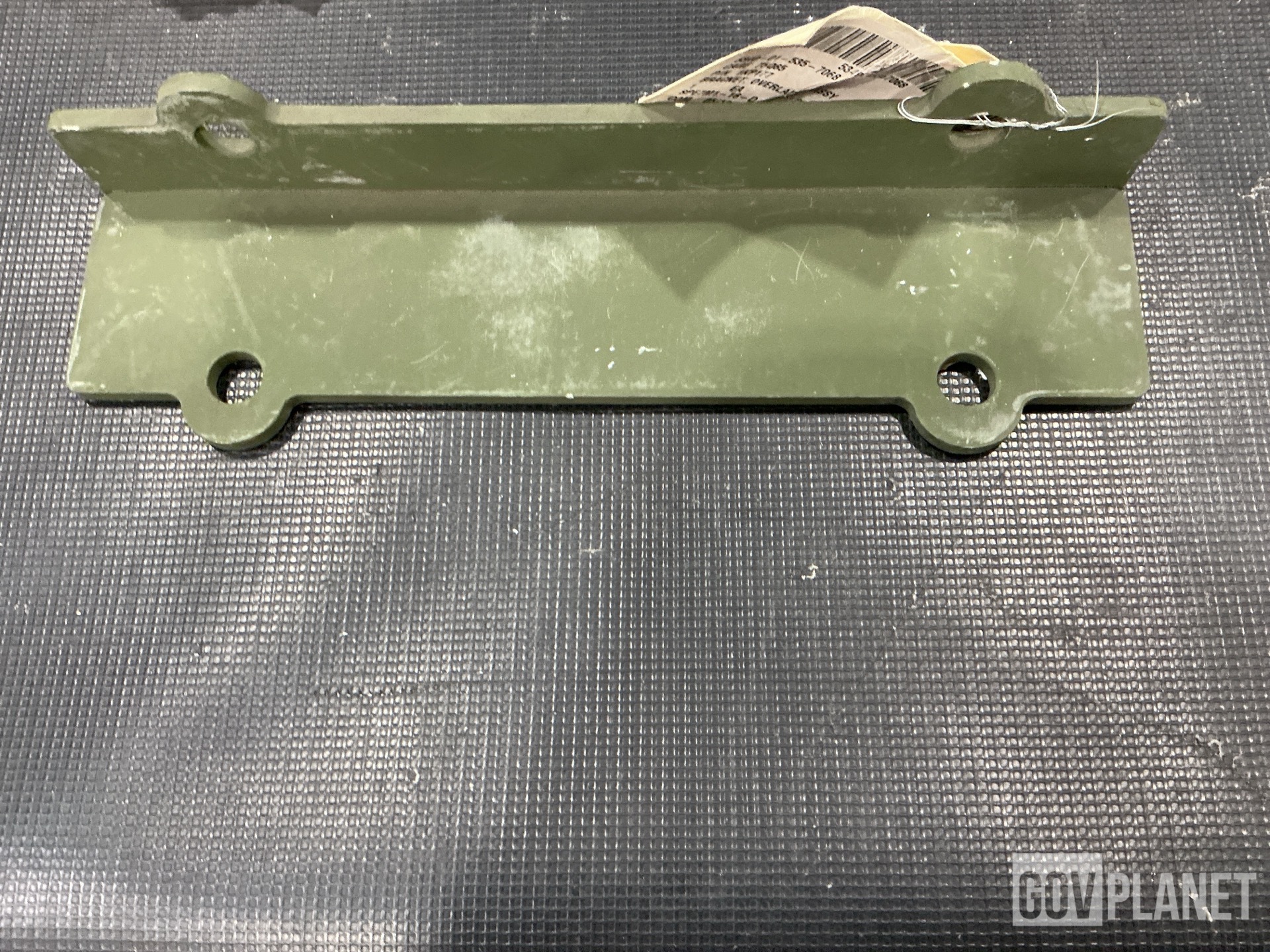 (3) Oshkosh 1KP177 Angle Brackets