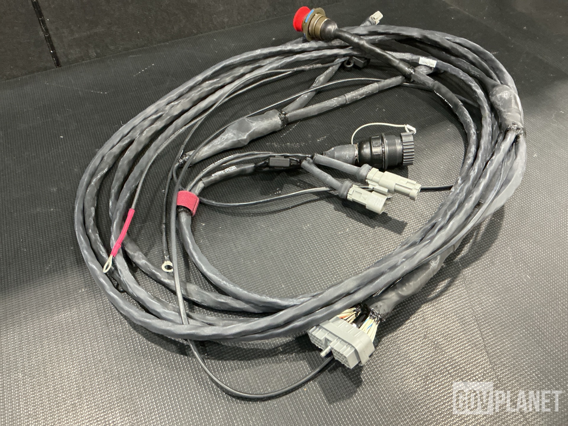 (1) Cable Assembly, (75) Mounts, (1) Distribution Box & Assorted Items