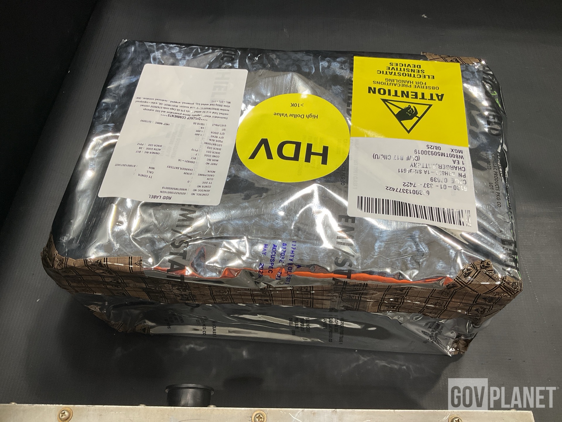 (2) Leland Electrosystems 07639-DSH831-1A Battery Chargers