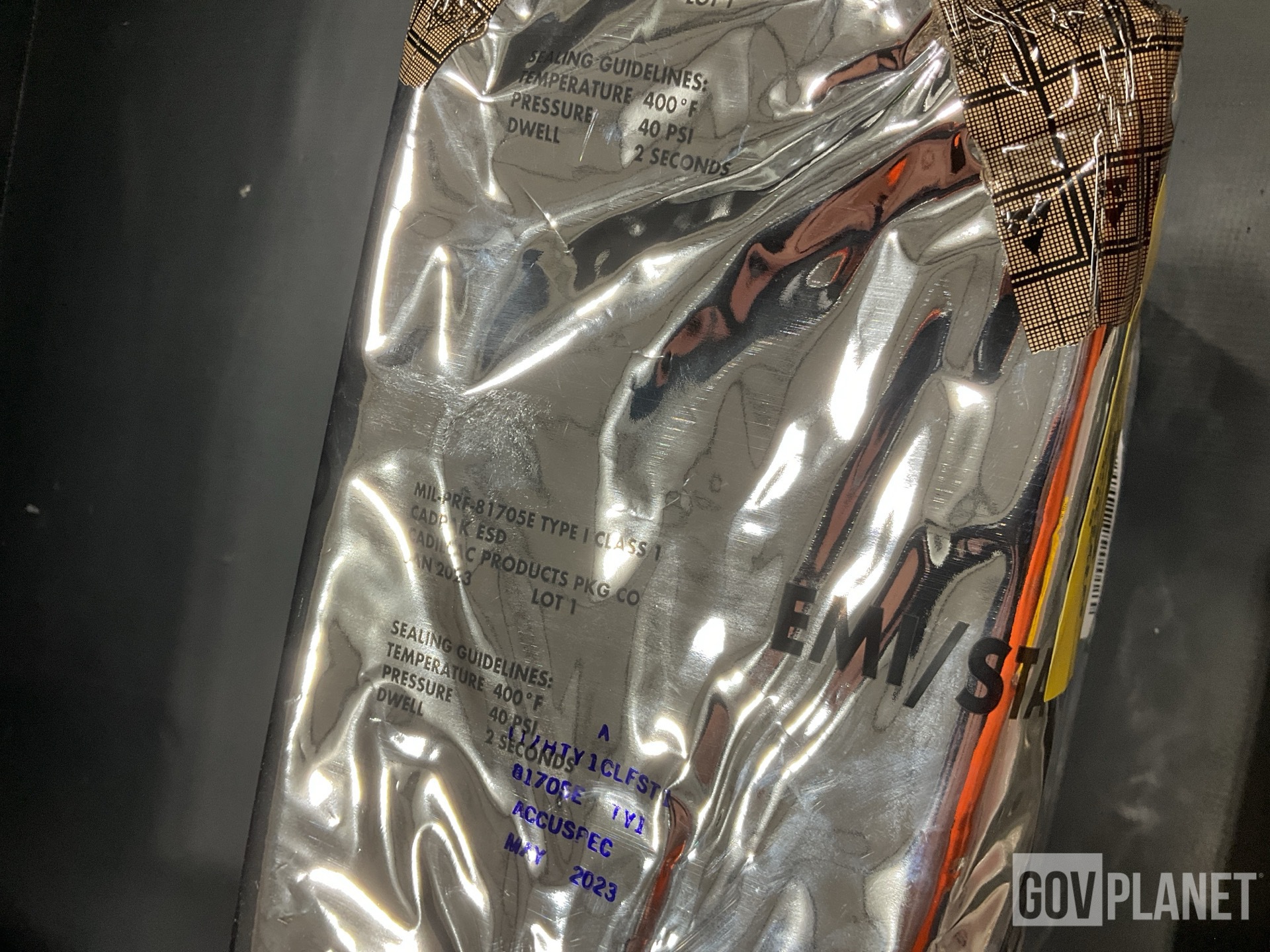 (2) Leland Electrosystems 07639-DSH831-1A Battery Chargers