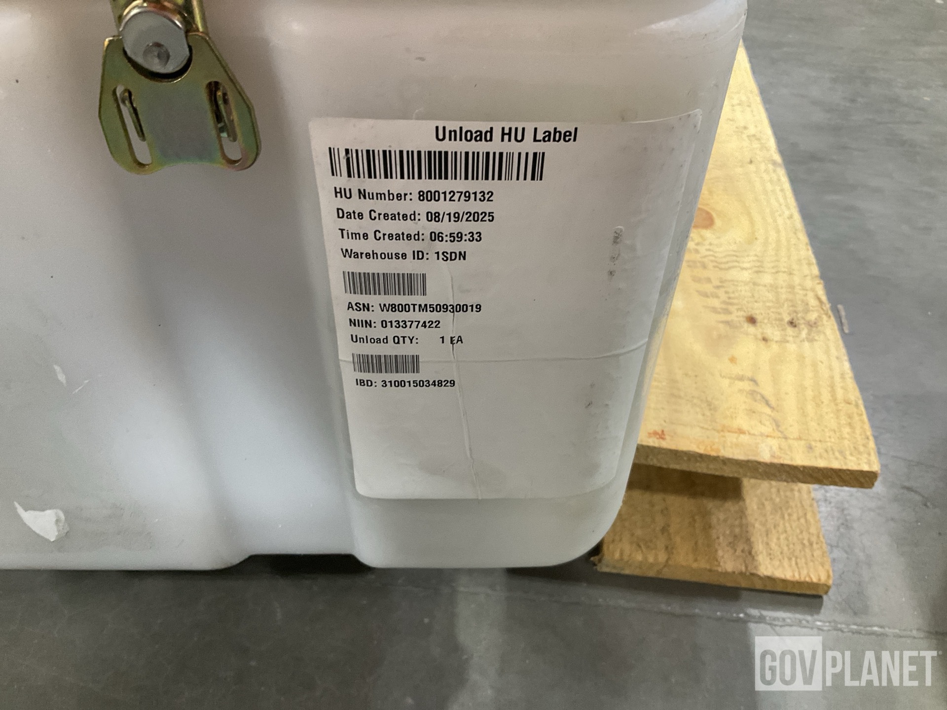 (2) Leland Electrosystems 07639-DSH831-1A Battery Chargers