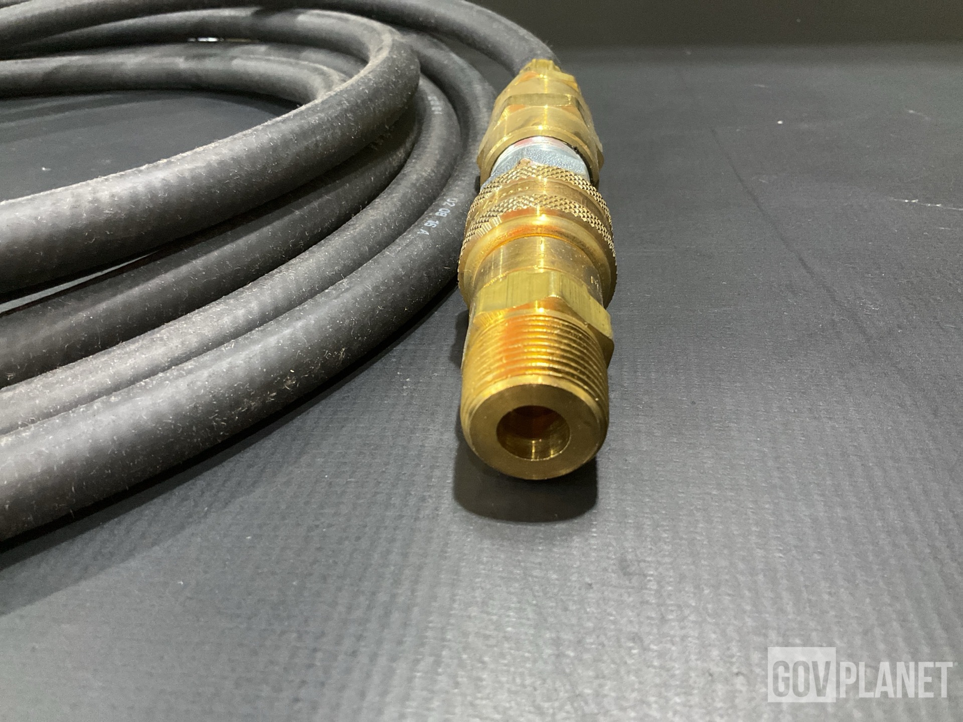 (11) Continental ContiTech Frontier 200 PSI Air/Multi-Purpose Hose Assemblies