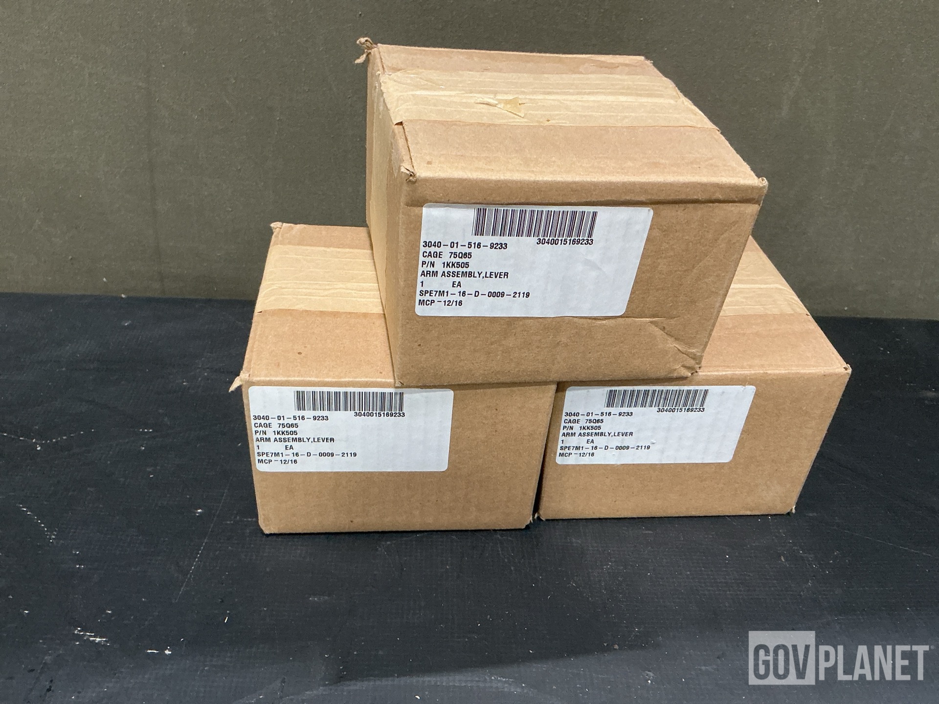 (4) Oshkosh 1KK505 Lever Arm Assemblies