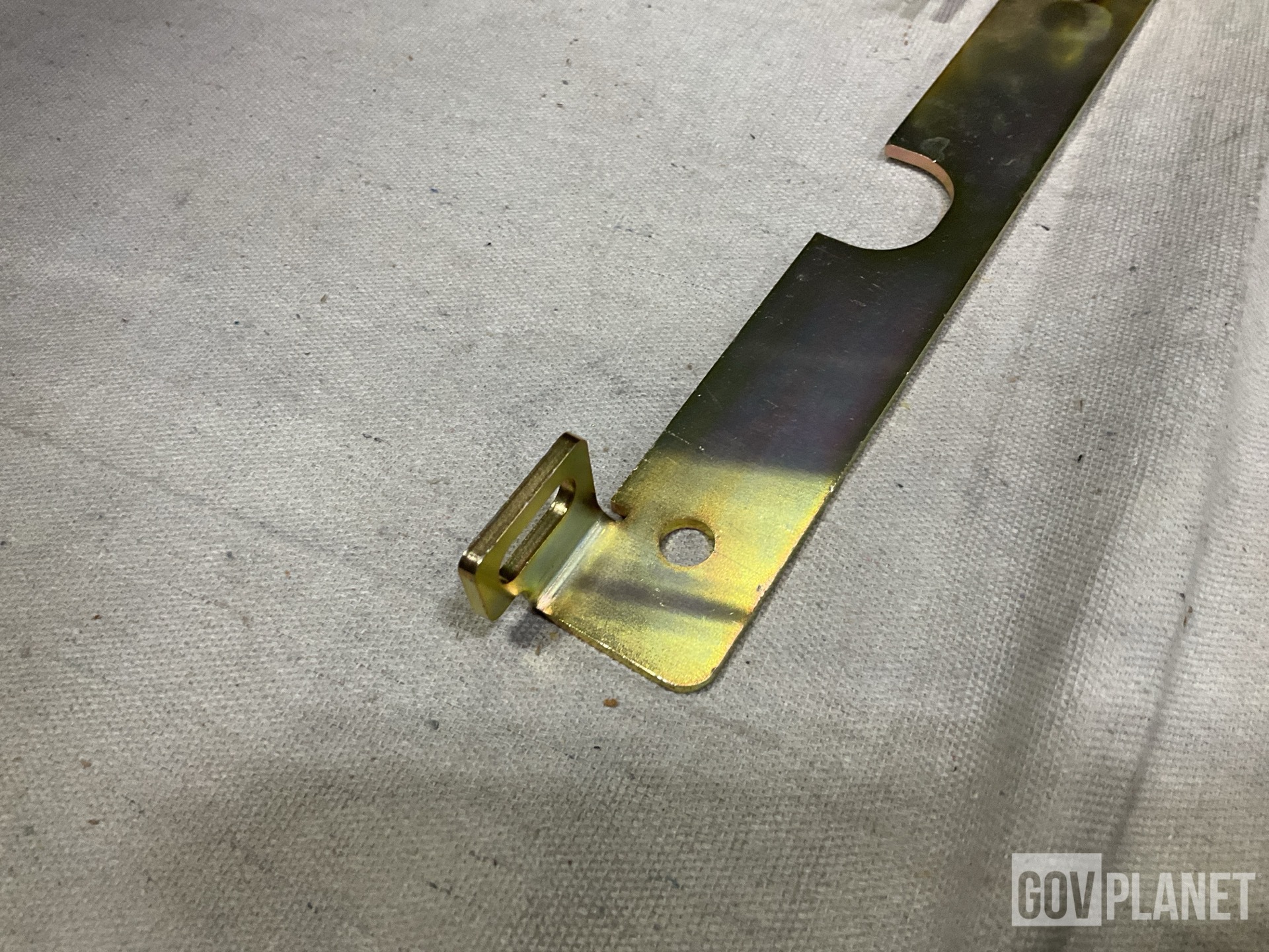 (72) BAE Systems 6432714-200M1 Vehicular Door Latches