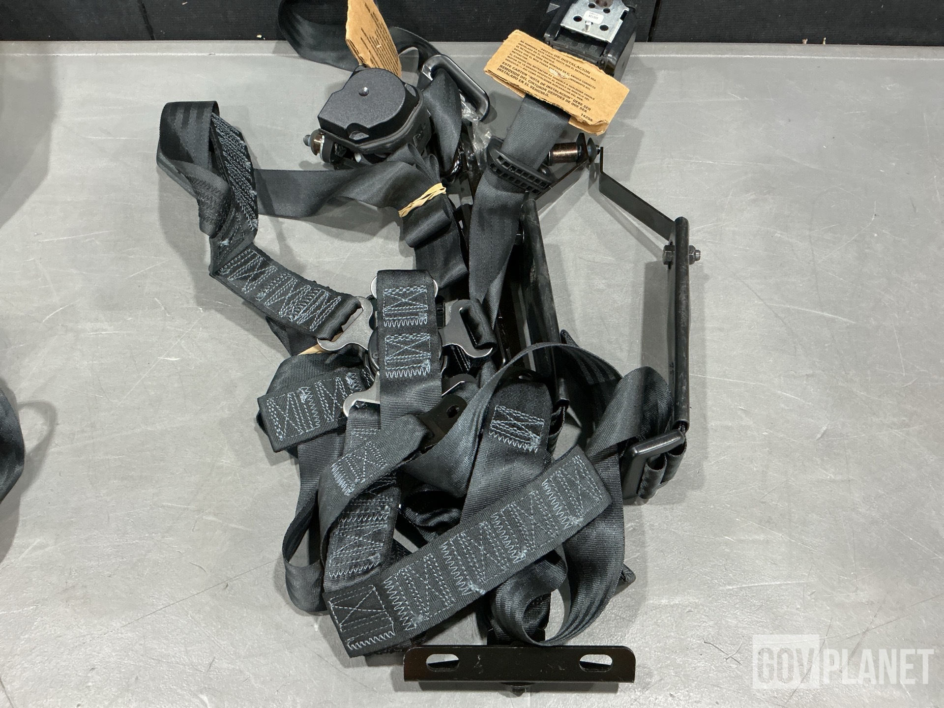 (3) Indiana Mills & Manufacturing F104117 Vehicular Safety Belts