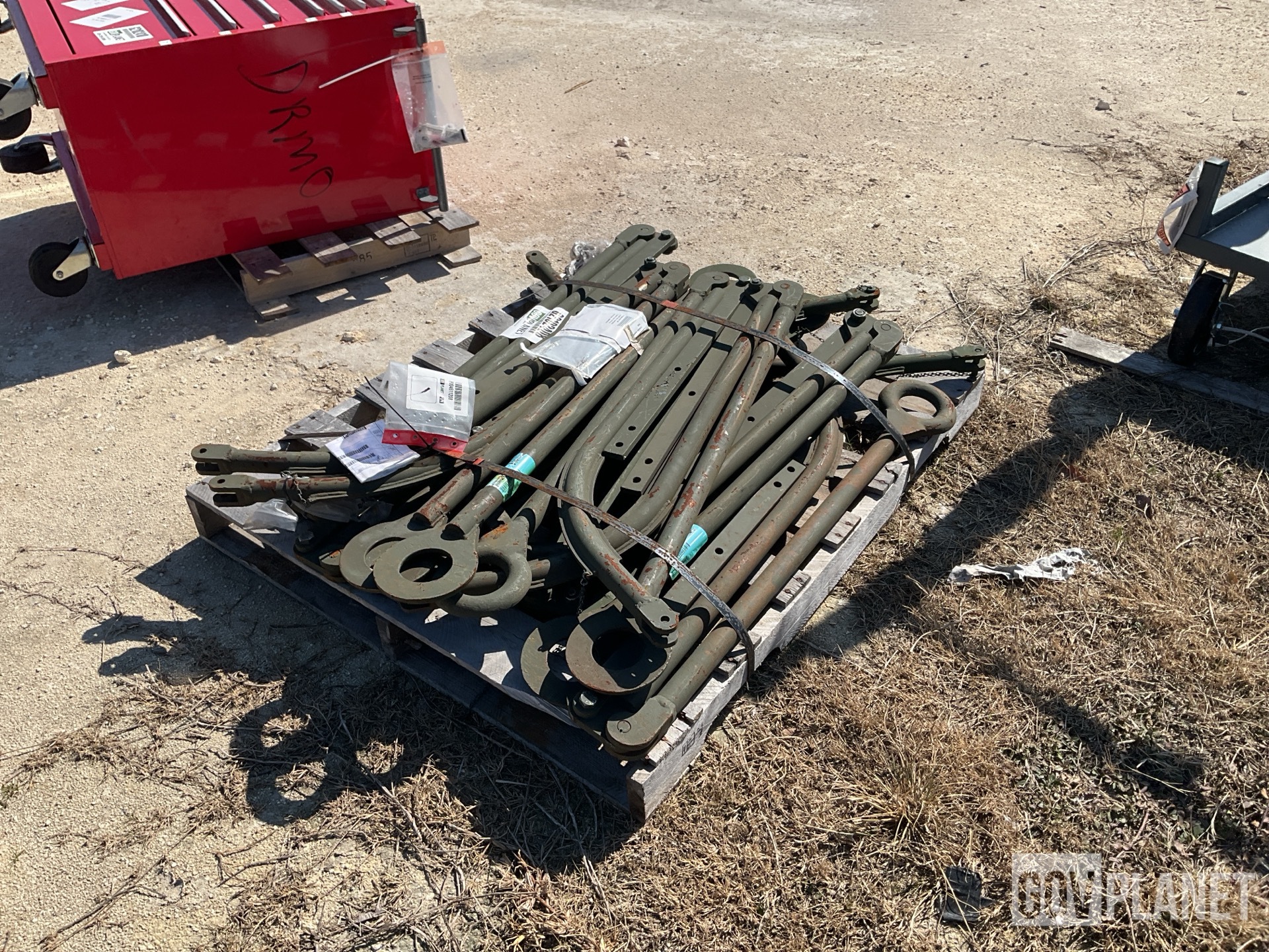 (12) Cecom 13216E7991 Towing & Lifting Yokes