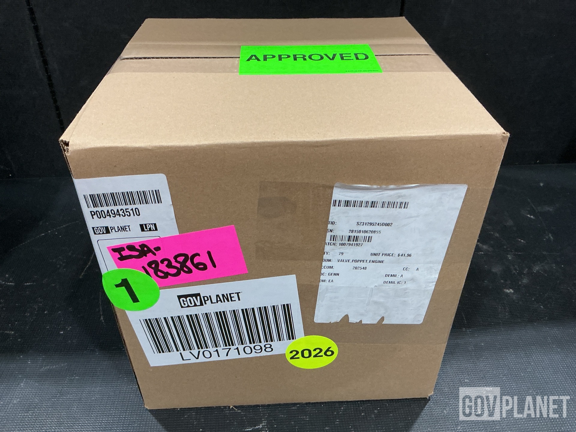 (79) Augusta Engine Parts 5149771 Engine Poppet Valves