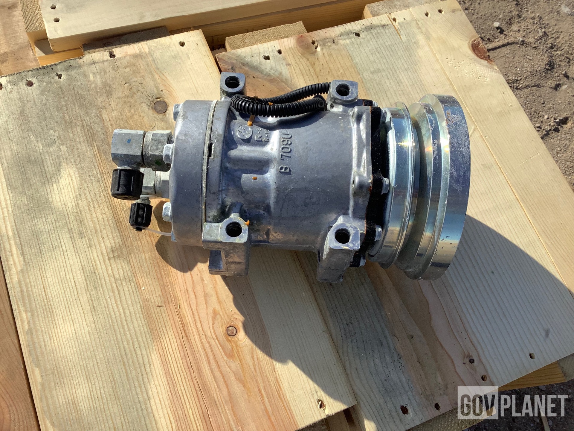 (4) Kool Radiator Service RD-5-11754-0 Rotary Compressors