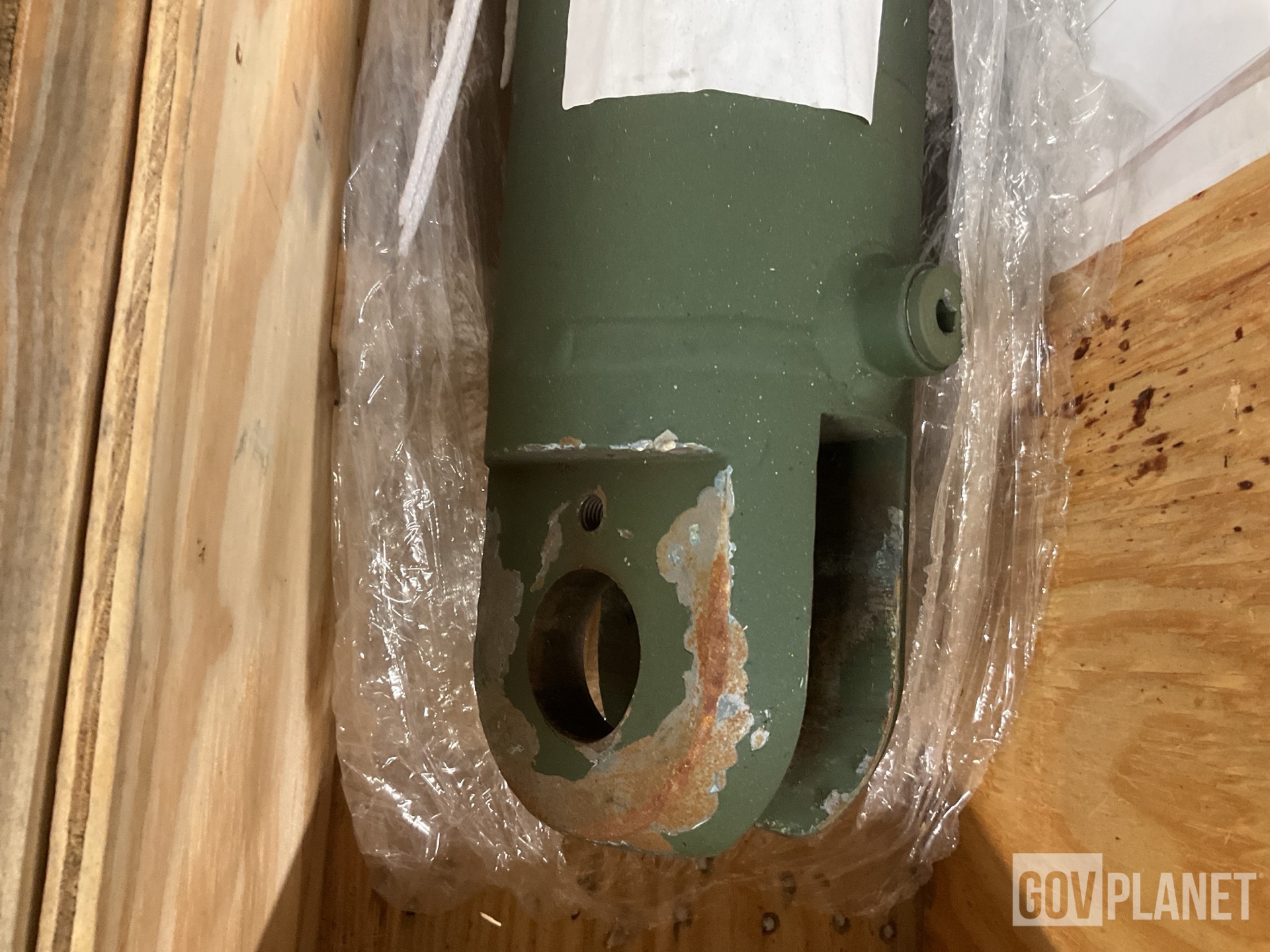 Independent Rough Terrain Center EP-0002717 Actuating Linear Cylinder Assembly