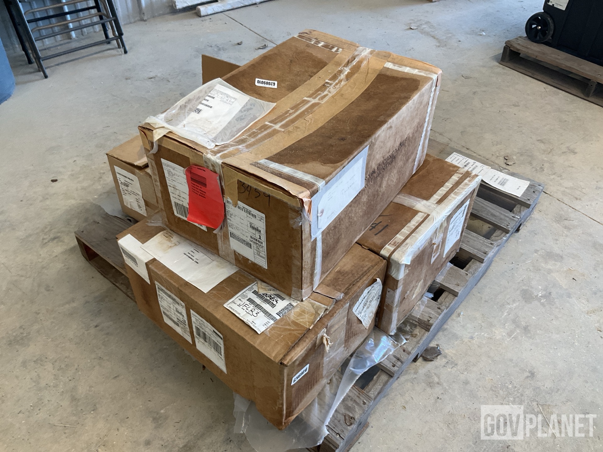 (5) American Bosch PSB6A-90EH-5337A3 Metering & Distributing Fuel Pumps