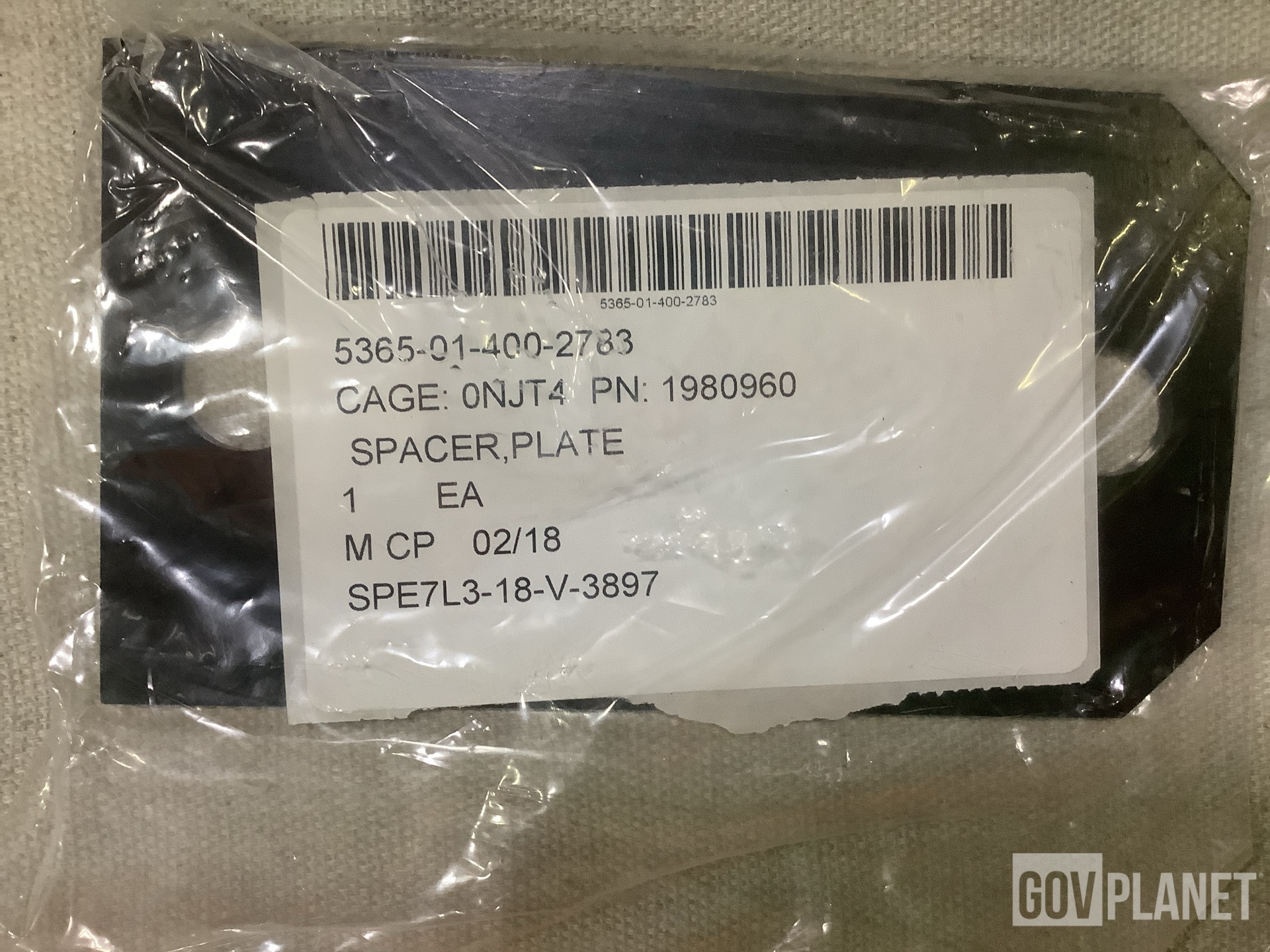 (6,500) Washers & (2,258) Assorted Plate Spacers