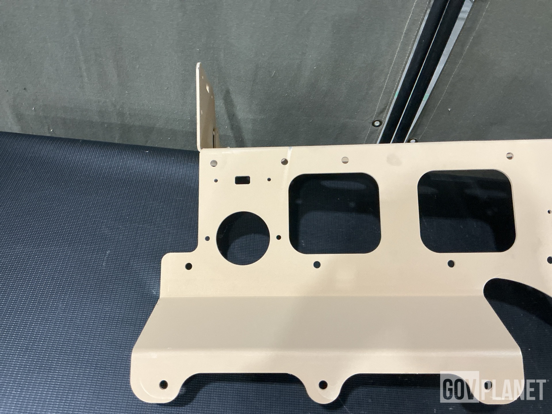 (9) Fender Braces, (3) Vehicular Components Brackets & Assorted Items