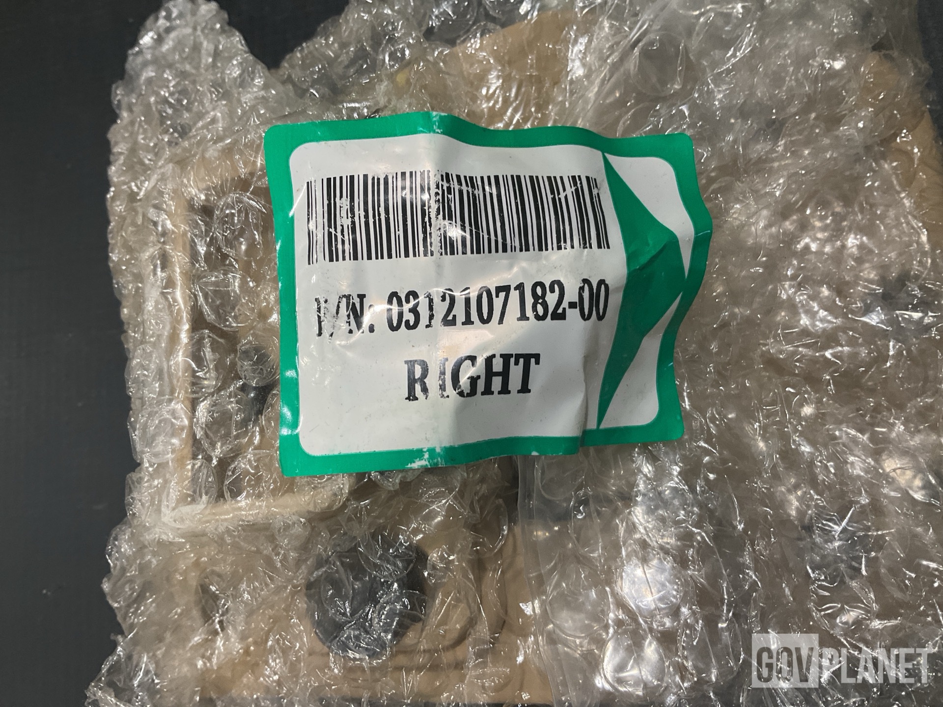 (15) Oshkosh 0312107182-00 Vehicular Door Hinges
