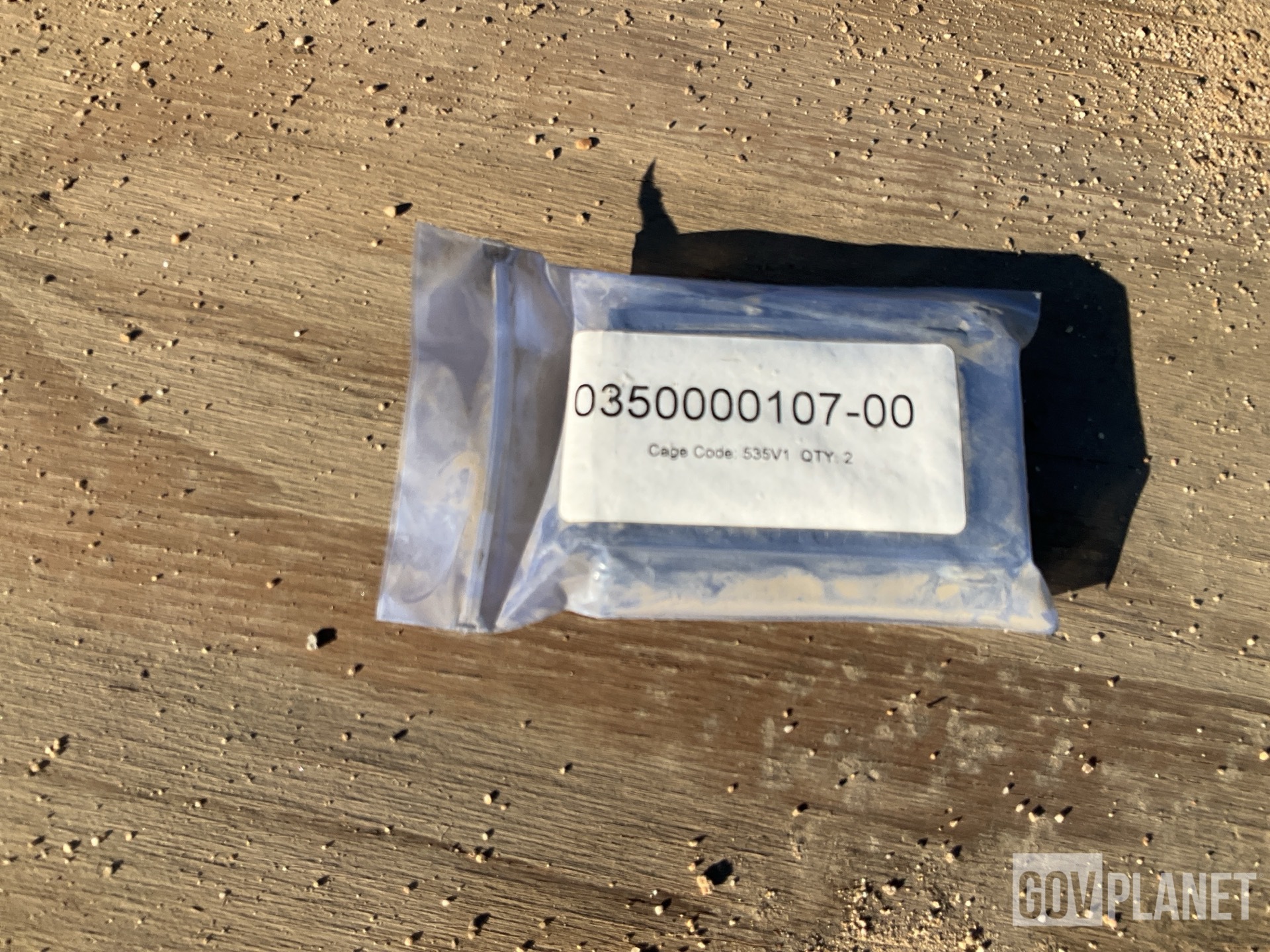 (15) Oshkosh 3904882 Vehicular Door Parts Kits