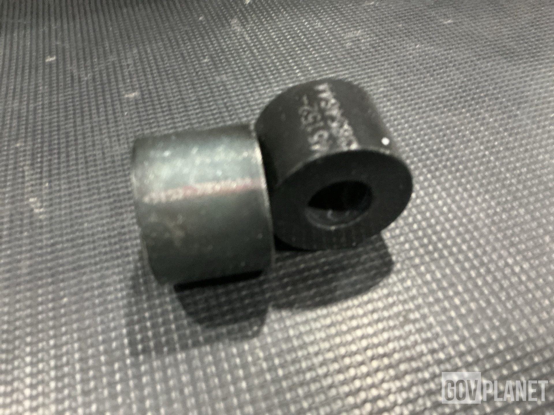 (120) Oshkosh 3854644 Straight Spacers