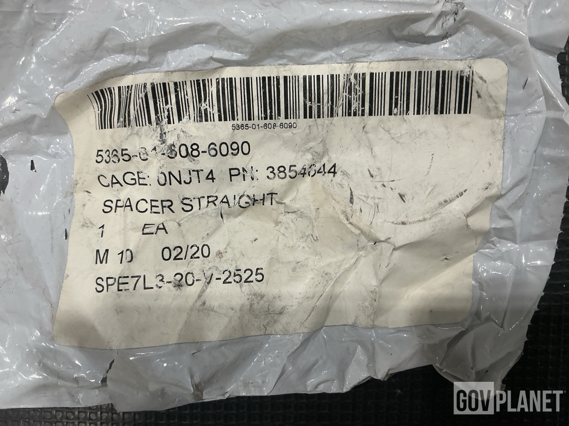 (120) Oshkosh 3854644 Straight Spacers