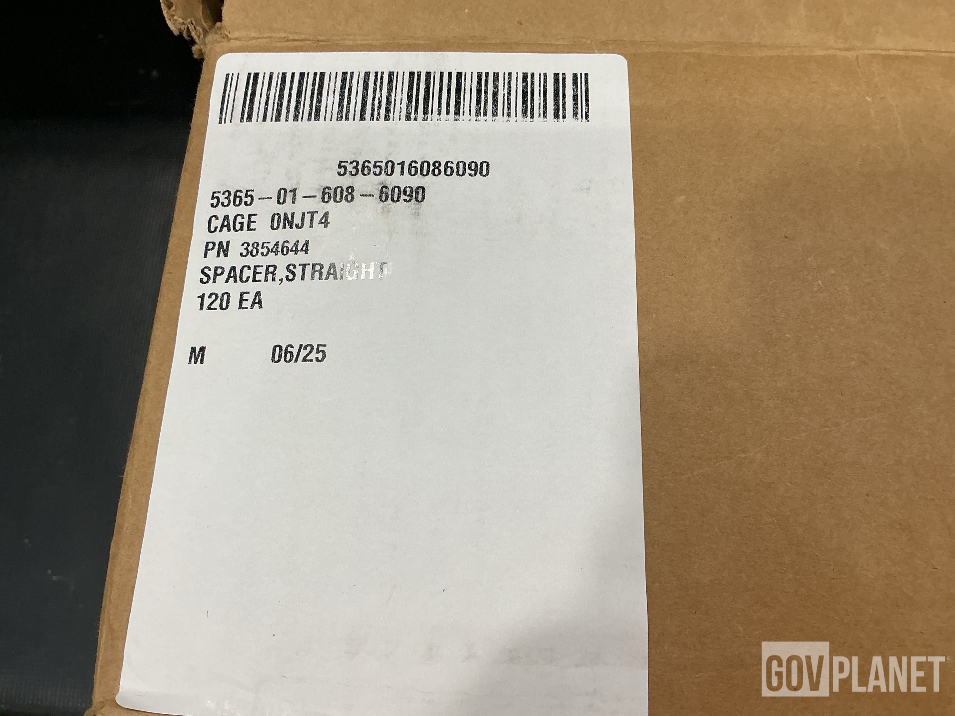 (120) Oshkosh 3854644 Straight Spacers
