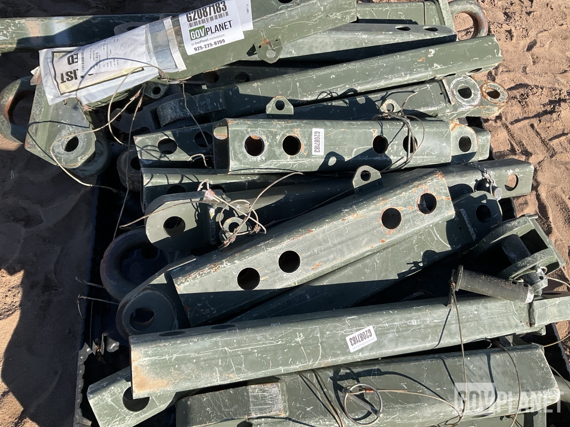 (5) Vehicule Towbars