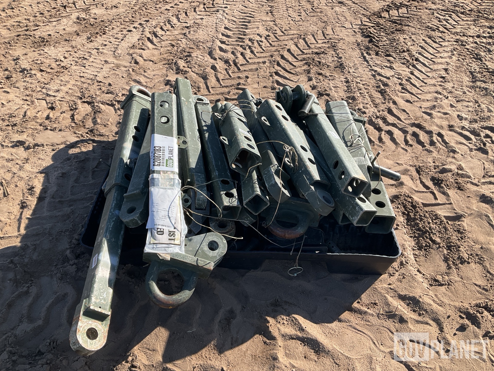 (5) Vehicule Towbars