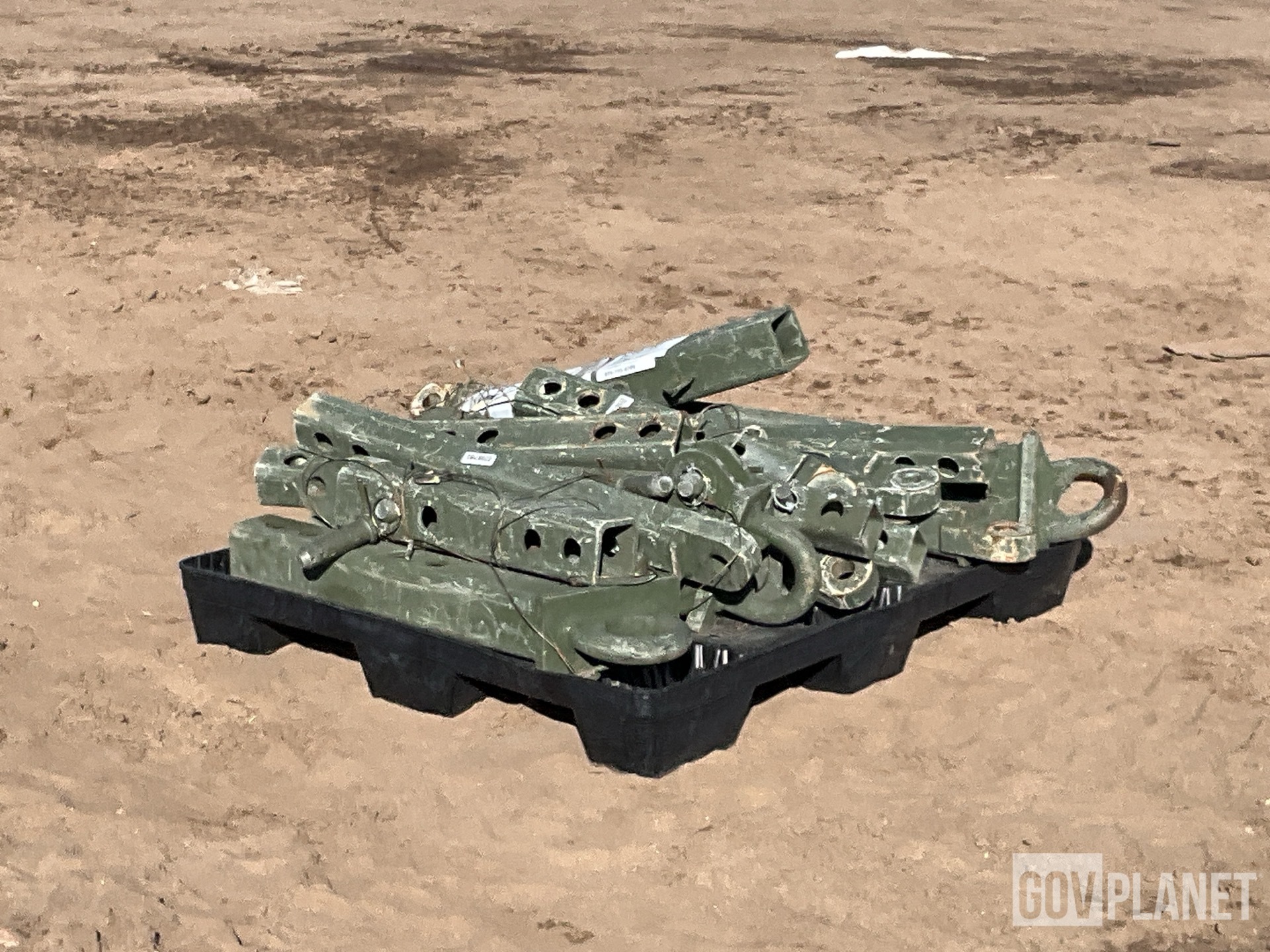 (5) Vehicule Towbars