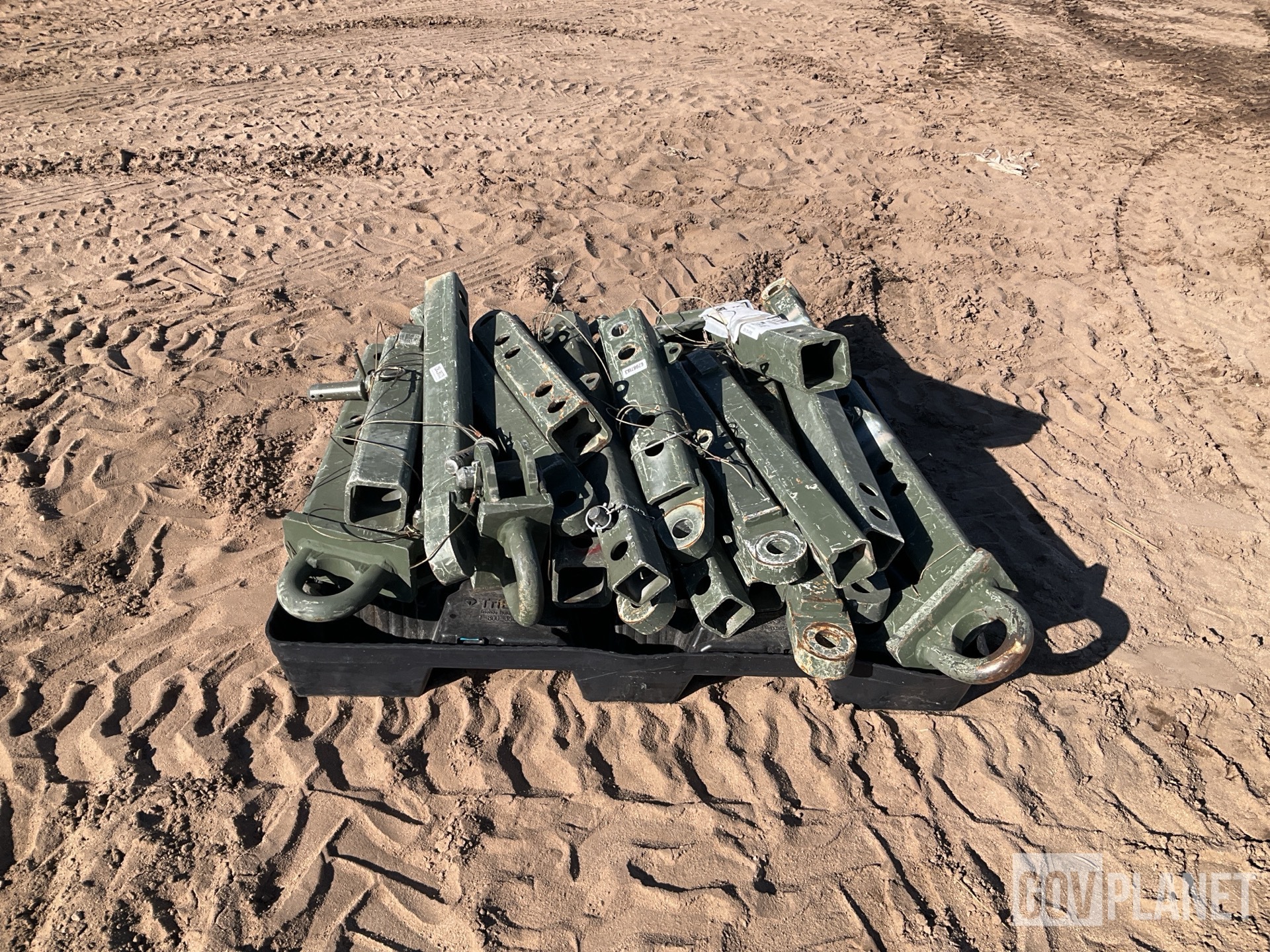 (5) Vehicule Towbars