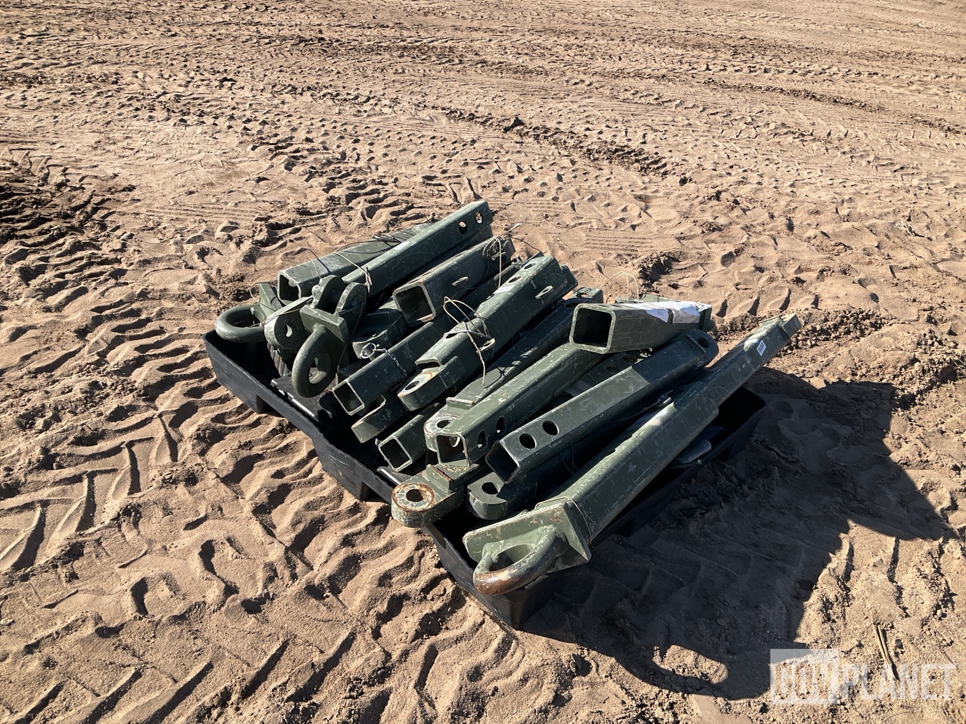 (5) Vehicule Towbars