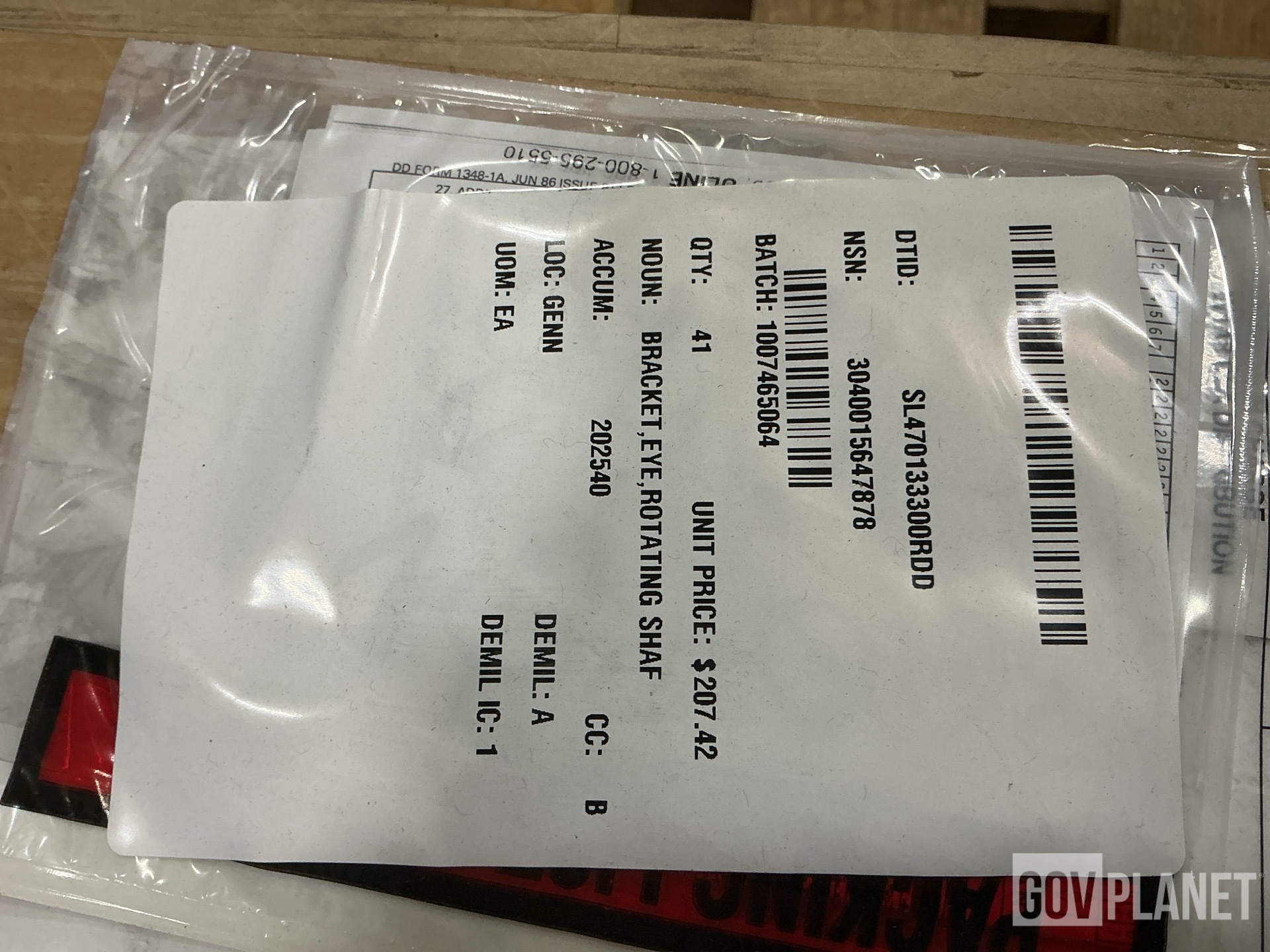 (41) Oshkosh 22KP124 Rotating Shaft Eye Brackets