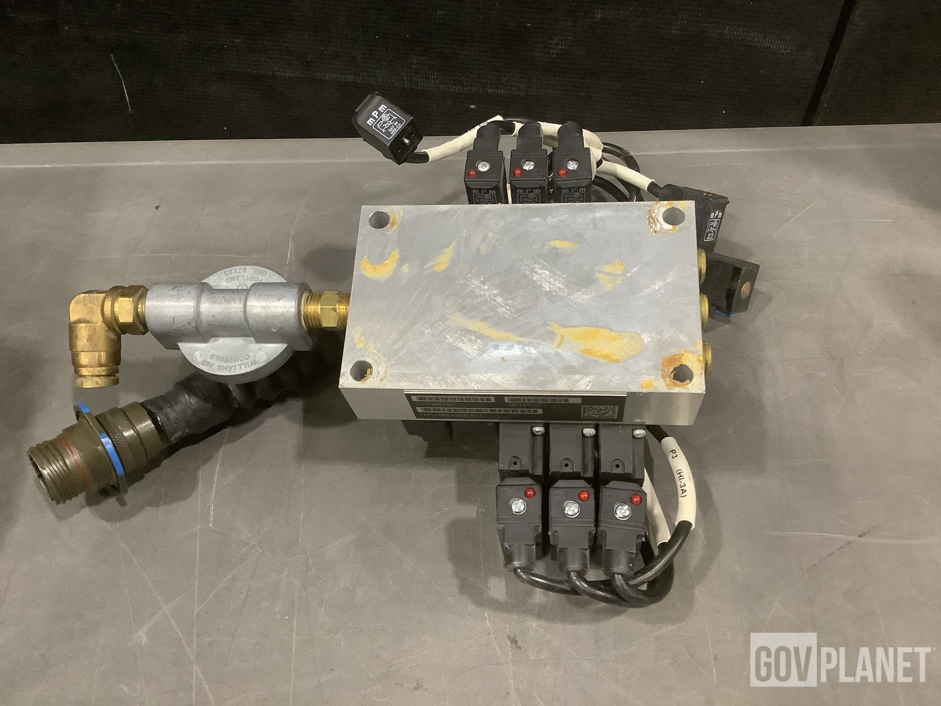 General Dynamics 10654308-011 Air Line Manifold