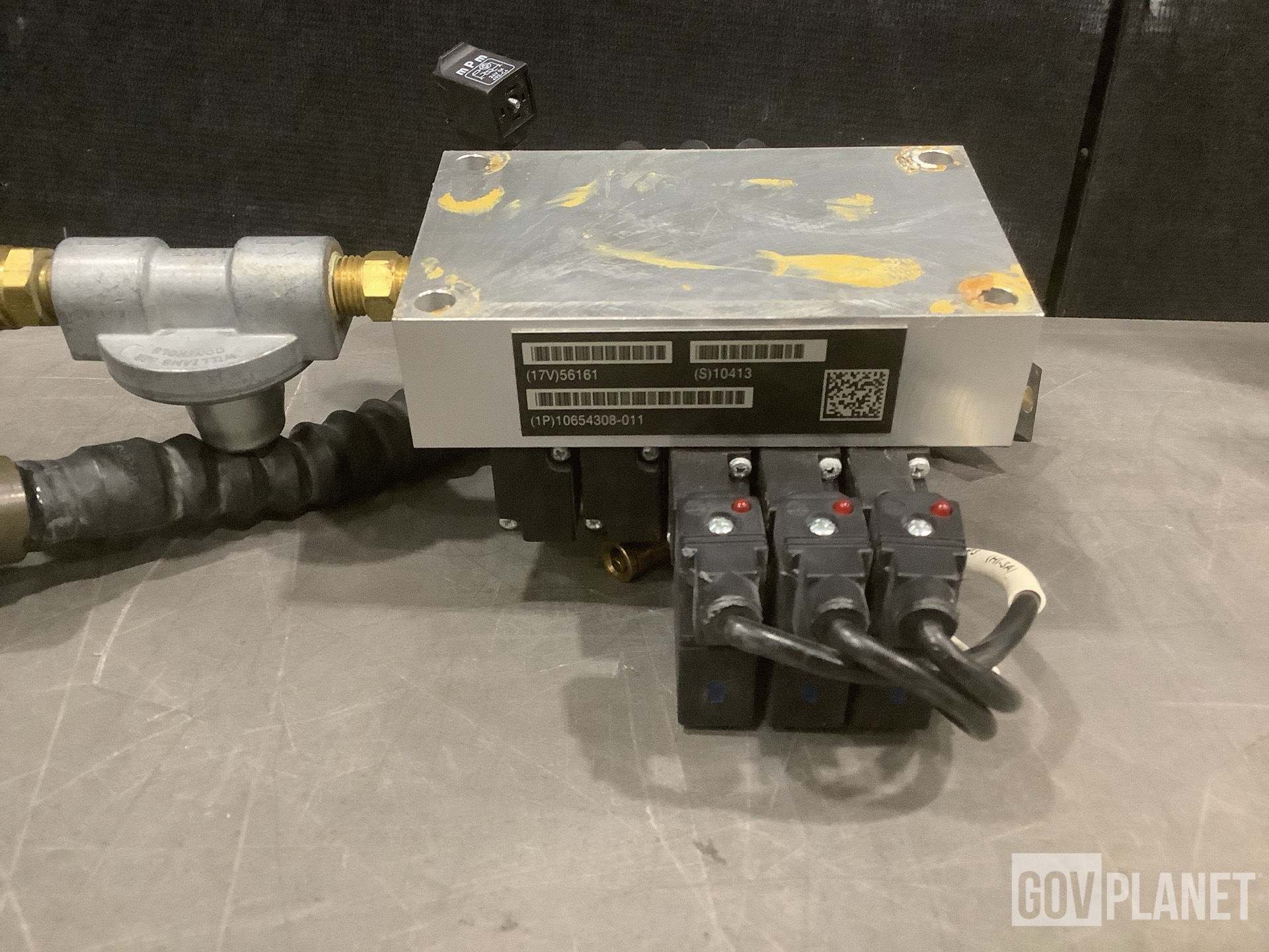 General Dynamics 10654308-011 Air Line Manifold