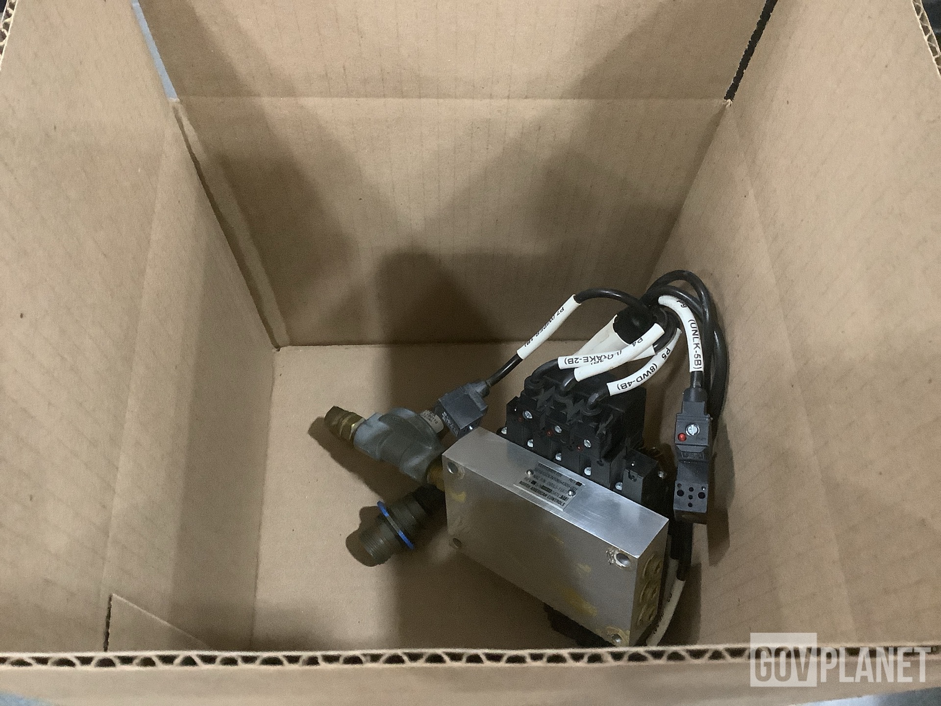 General Dynamics 10654308-011 Air Line Manifold