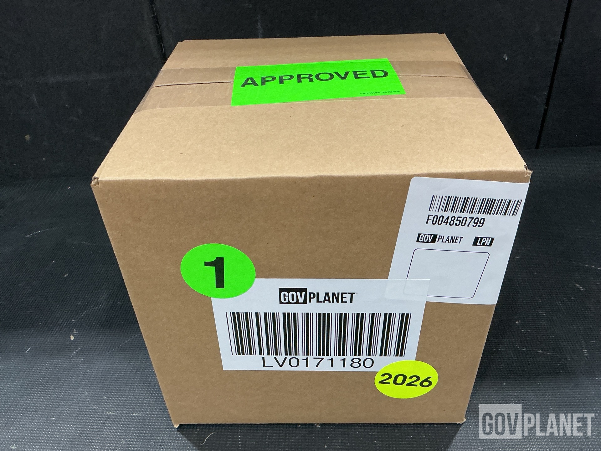 (15) Aeroantenna Technology AT2775-103 Antennas