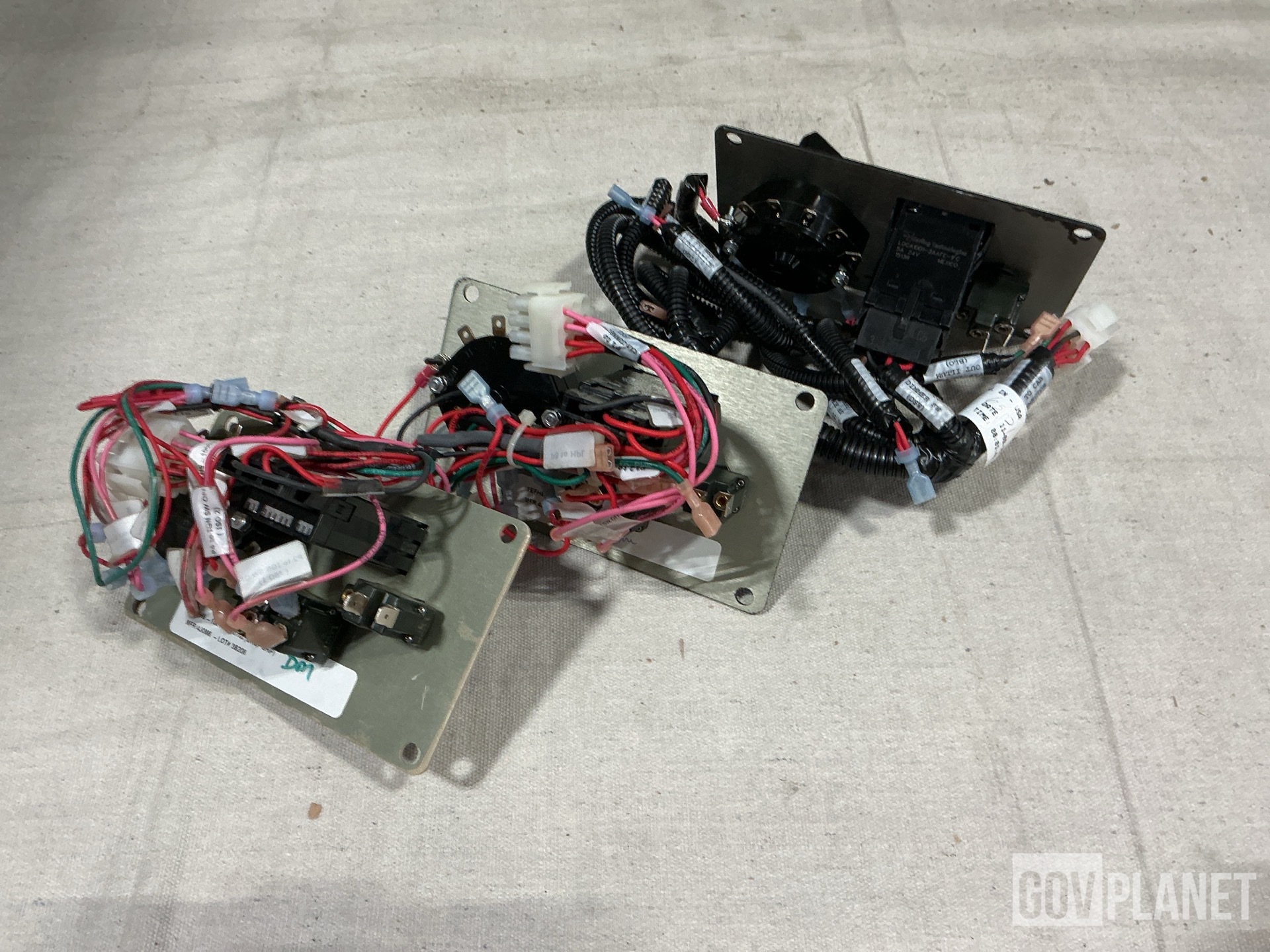 (26) General Dynamics 10014109 Vehicular Operation Panels