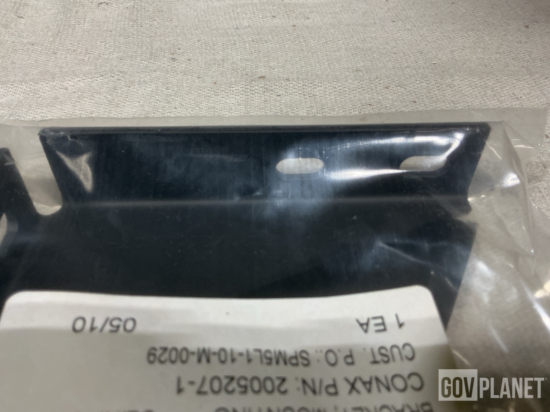 (108) Conax Florida 2005207-1 Mounting Brackets