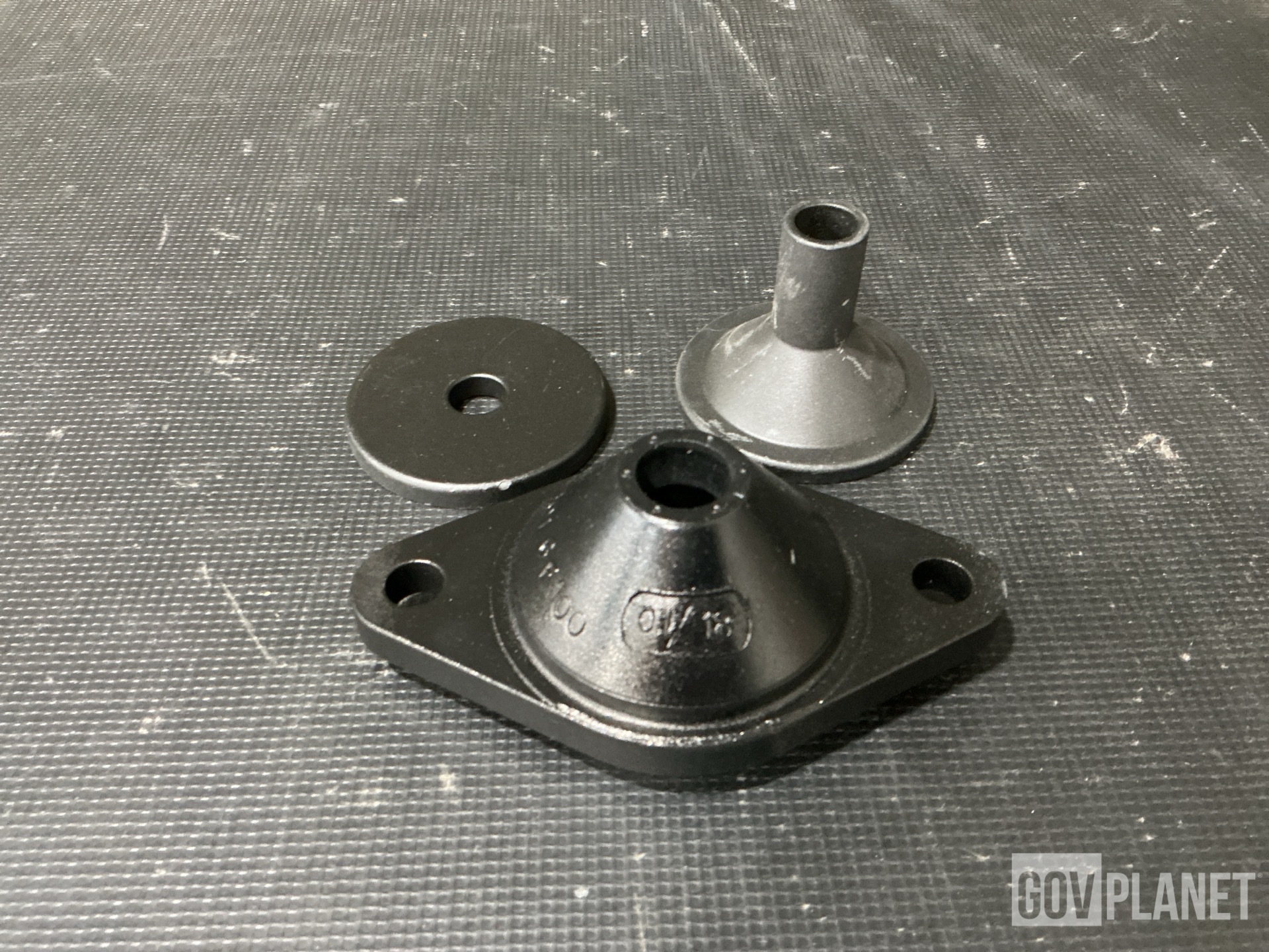 (6) Worm Wheel Gear Sectors, (1) Circuit Card Assembly & Assorted Items