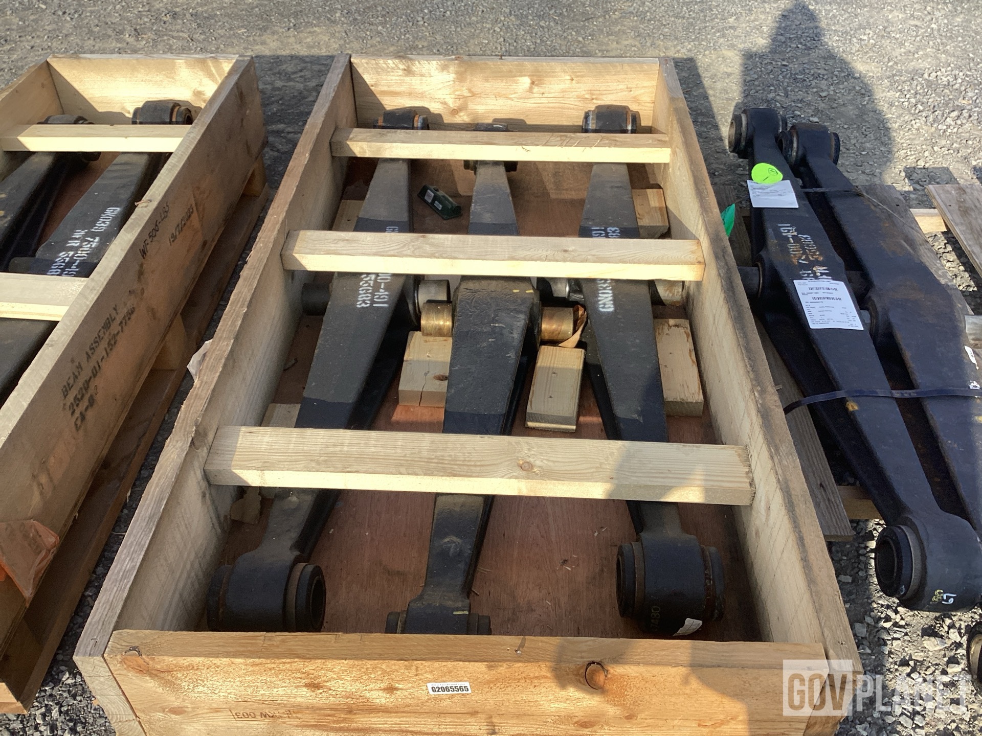 (7) Oshkosh 1302000 Equalizing Beam Assemblies