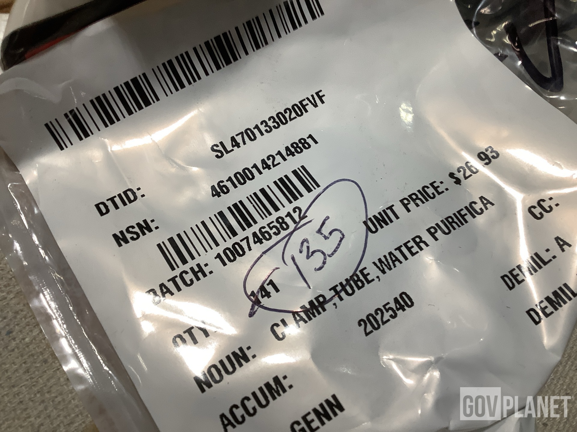(135) Highland Engineering 13229E0685-3 Water Purification Tube Clamps